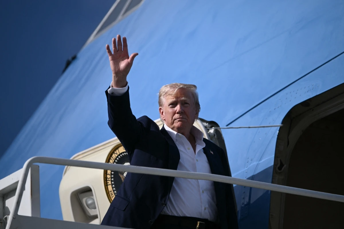 Trump verlässt Europa Richtung USA