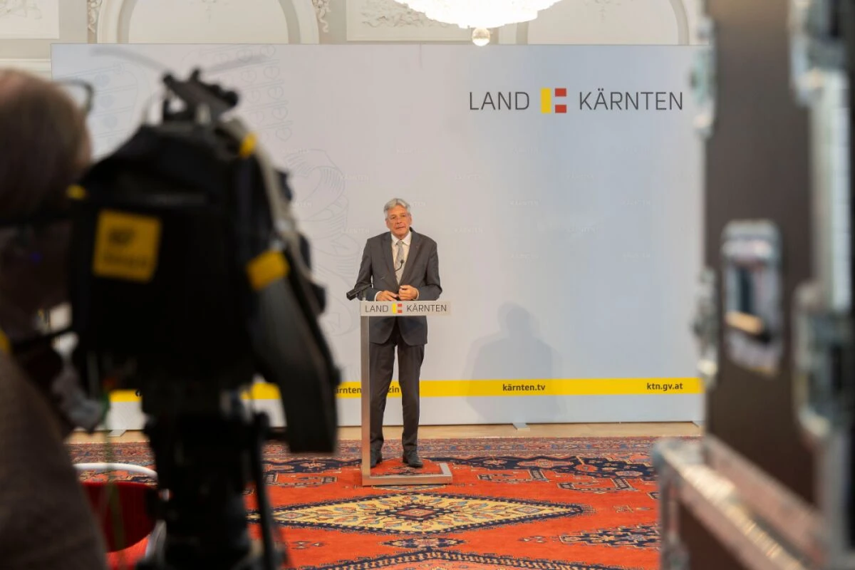 Landeshauptmann Stelzer nahm nach dem Runden Tisch Stellung