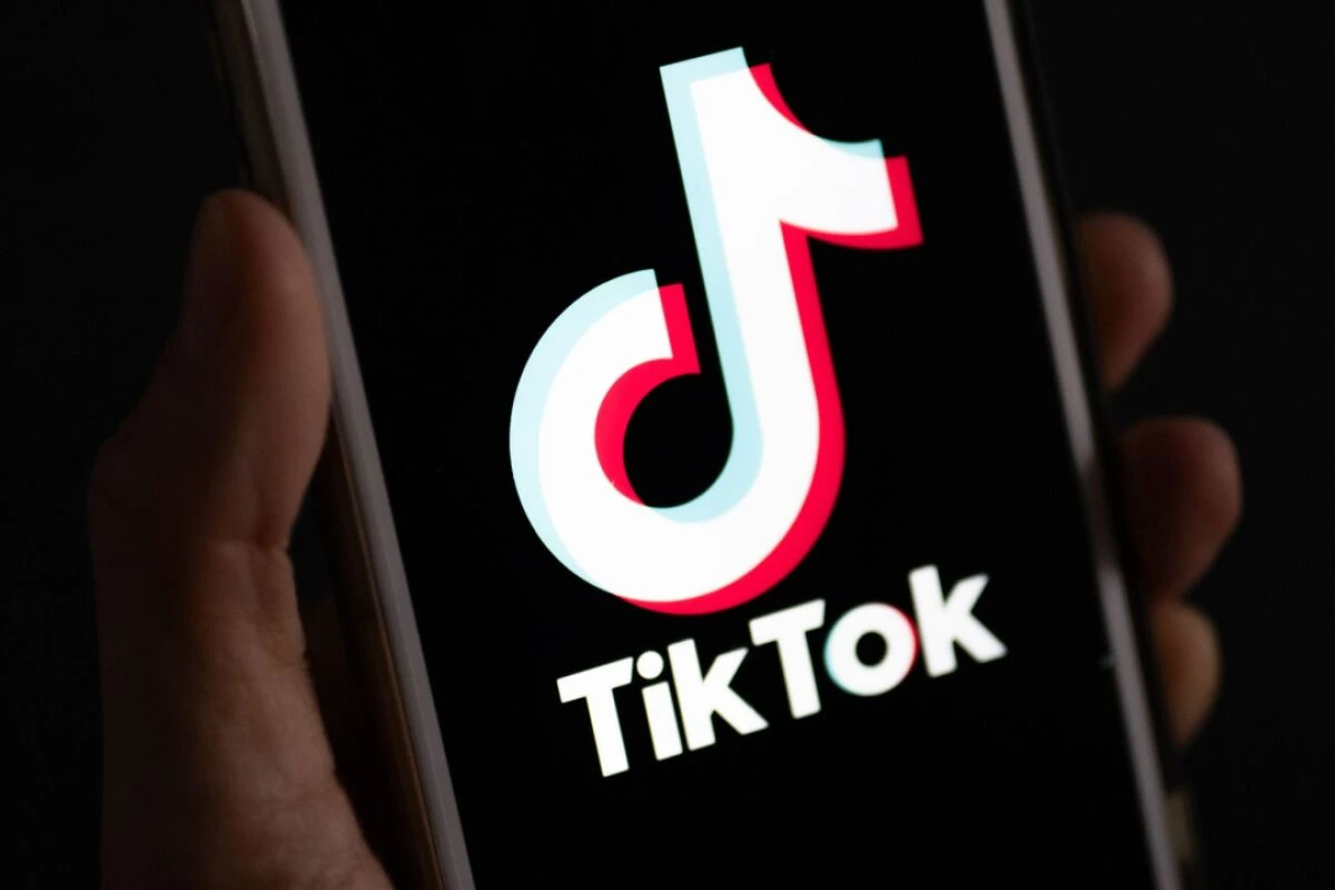 ++ ARCHIVBILD ++ Angeklagte hatte sich über TikTok radikalisiert