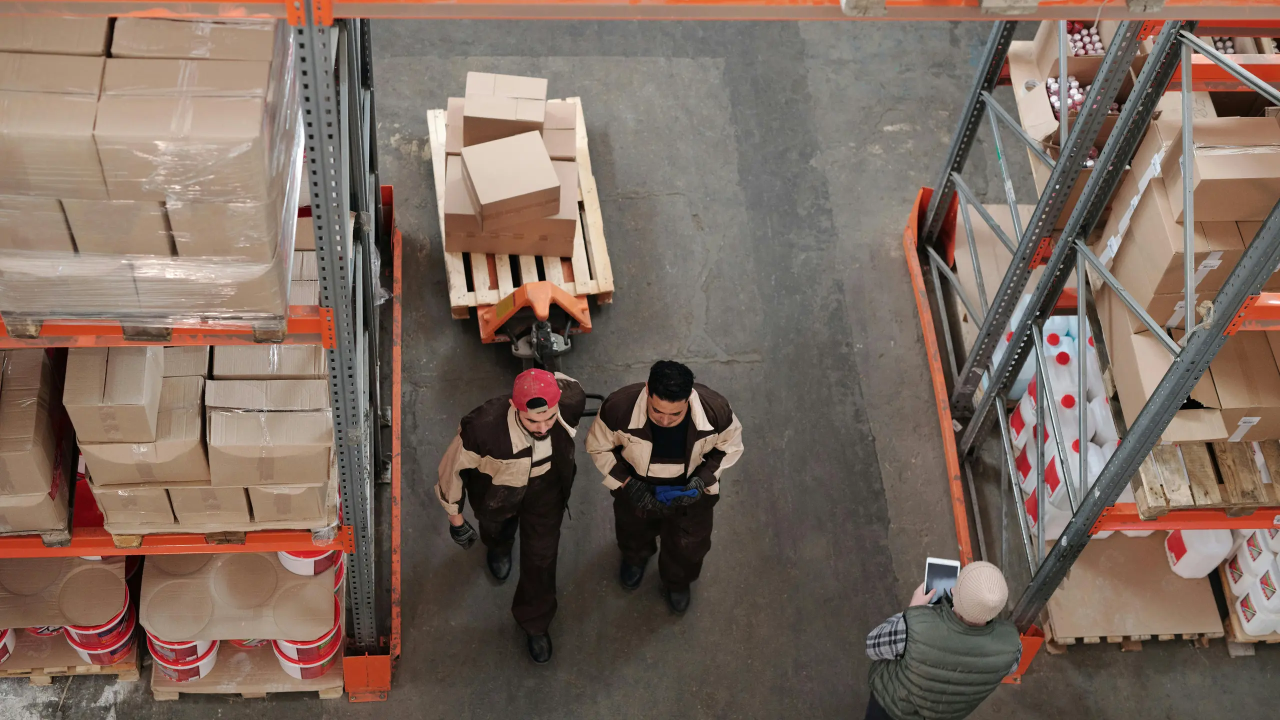 © Pexels Während die Arbeitslosigkeit im Vorjahresvergleich gestiegen ist, waren im Juli mehr Menschen in Beschäftigung als im Vormonat Juni.