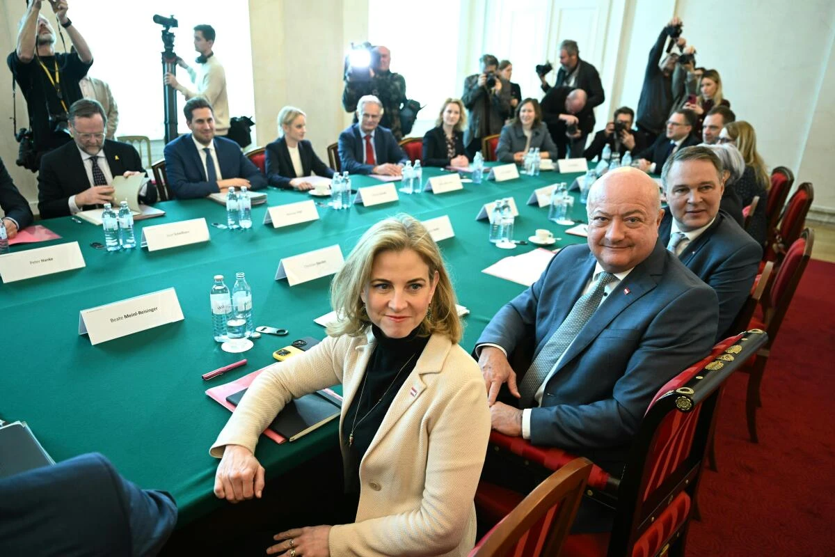 Die Regierung schnallt auch selber den Gürtel enger