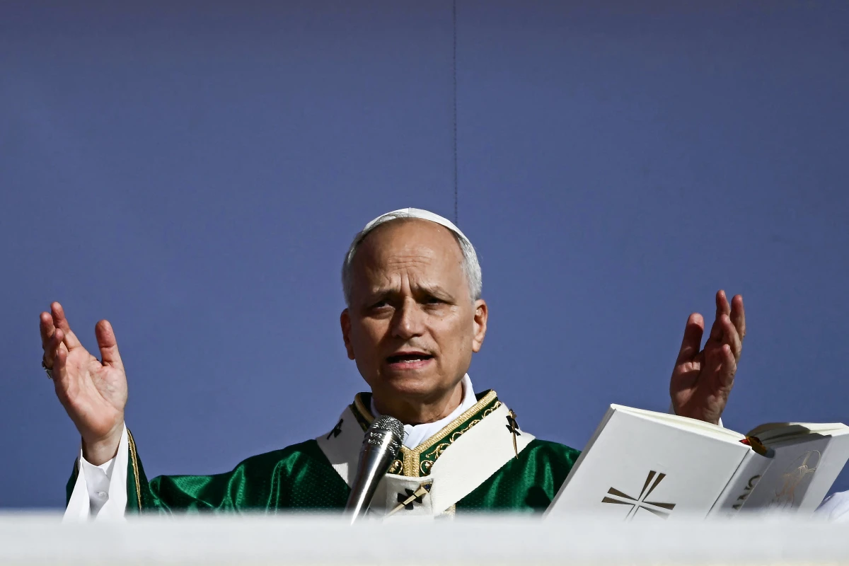 Papst Leo feierte mit Jugendlichen die Sonntagsmesse