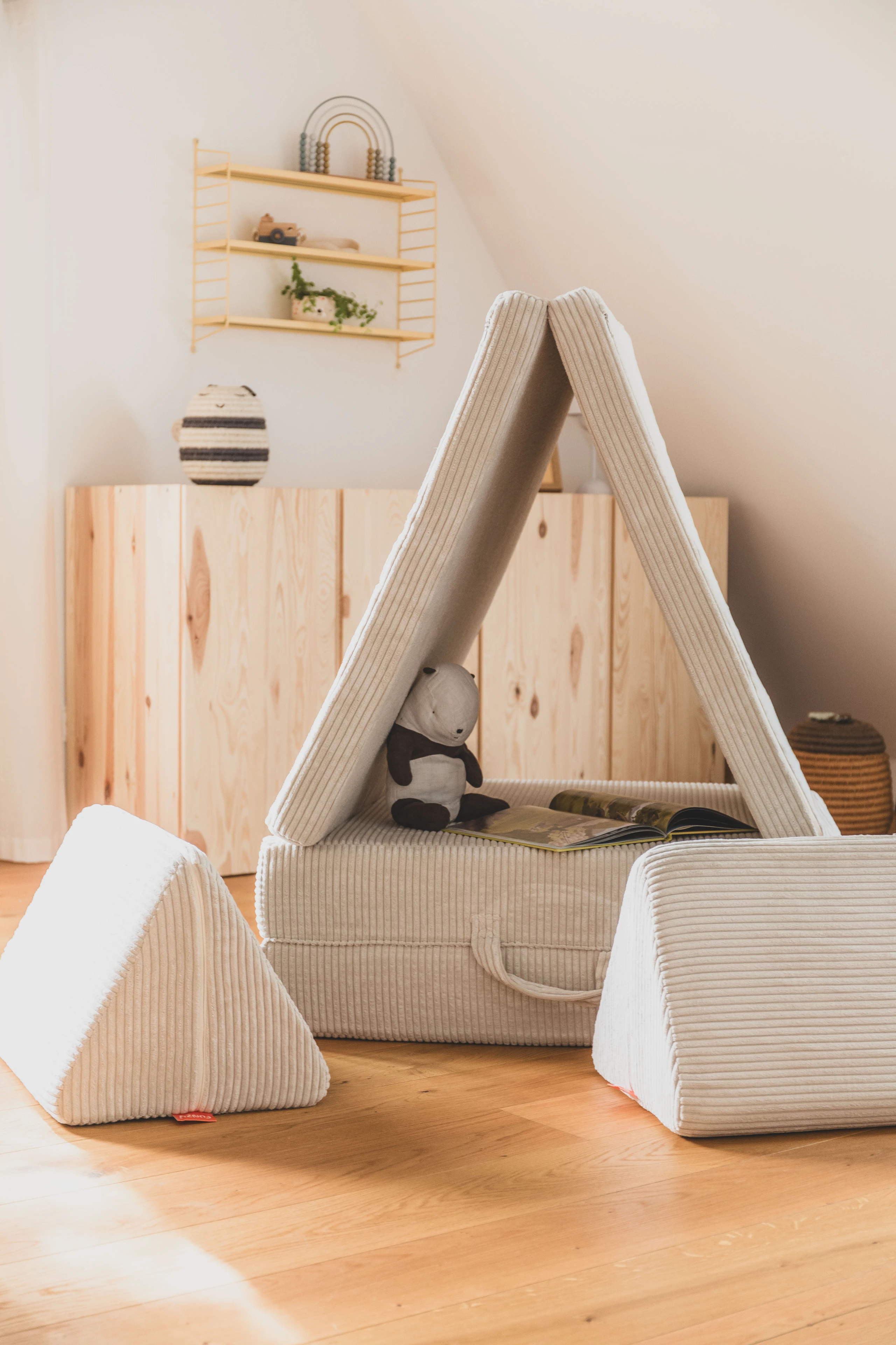 Gewinnen Sie ein Spielsofa und Rolls von Funzy!