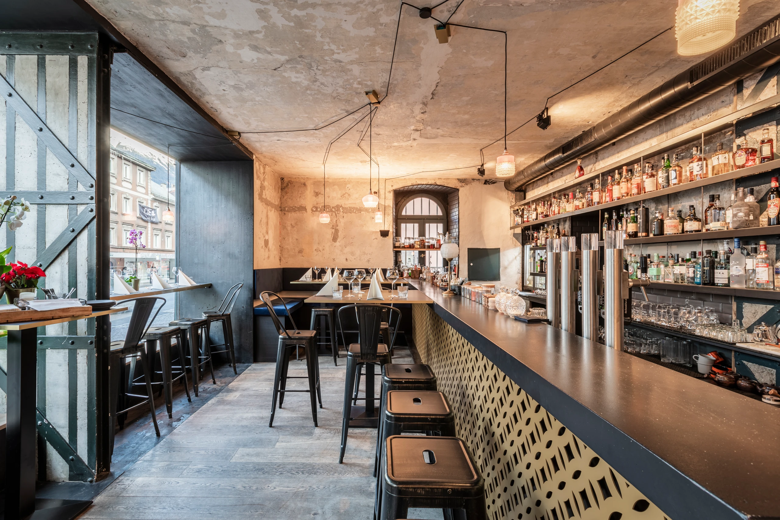 © David Johansson Blurred image background