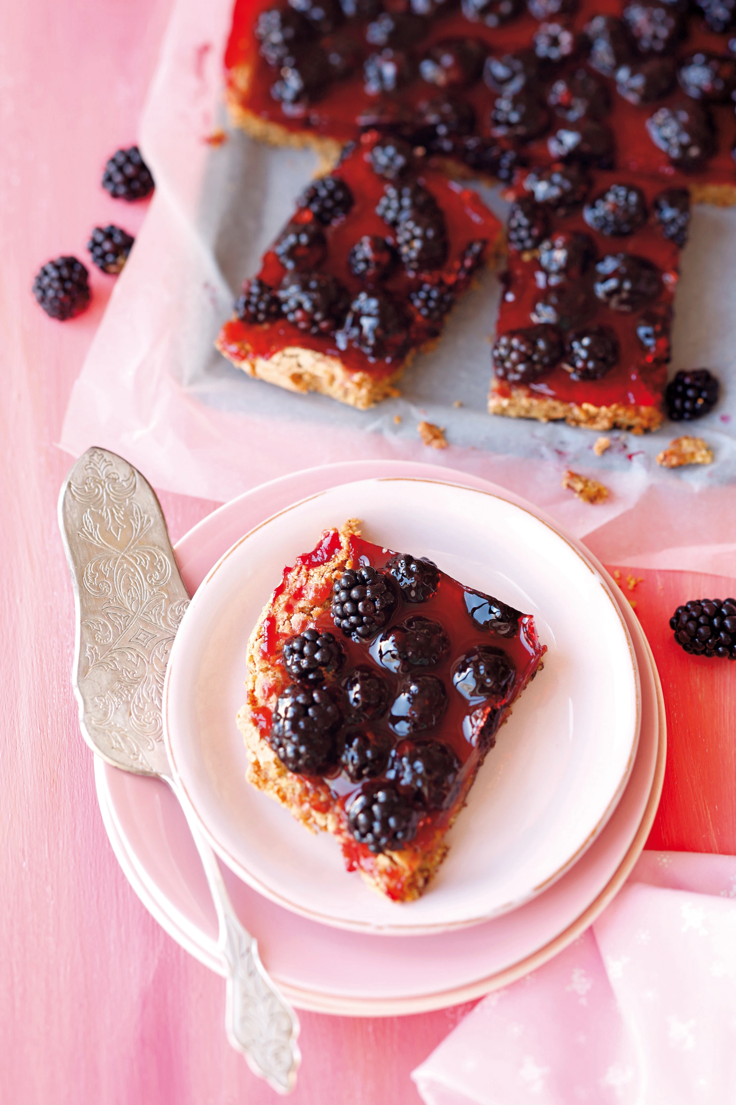 Brombeer-Mandel Blechkuchen