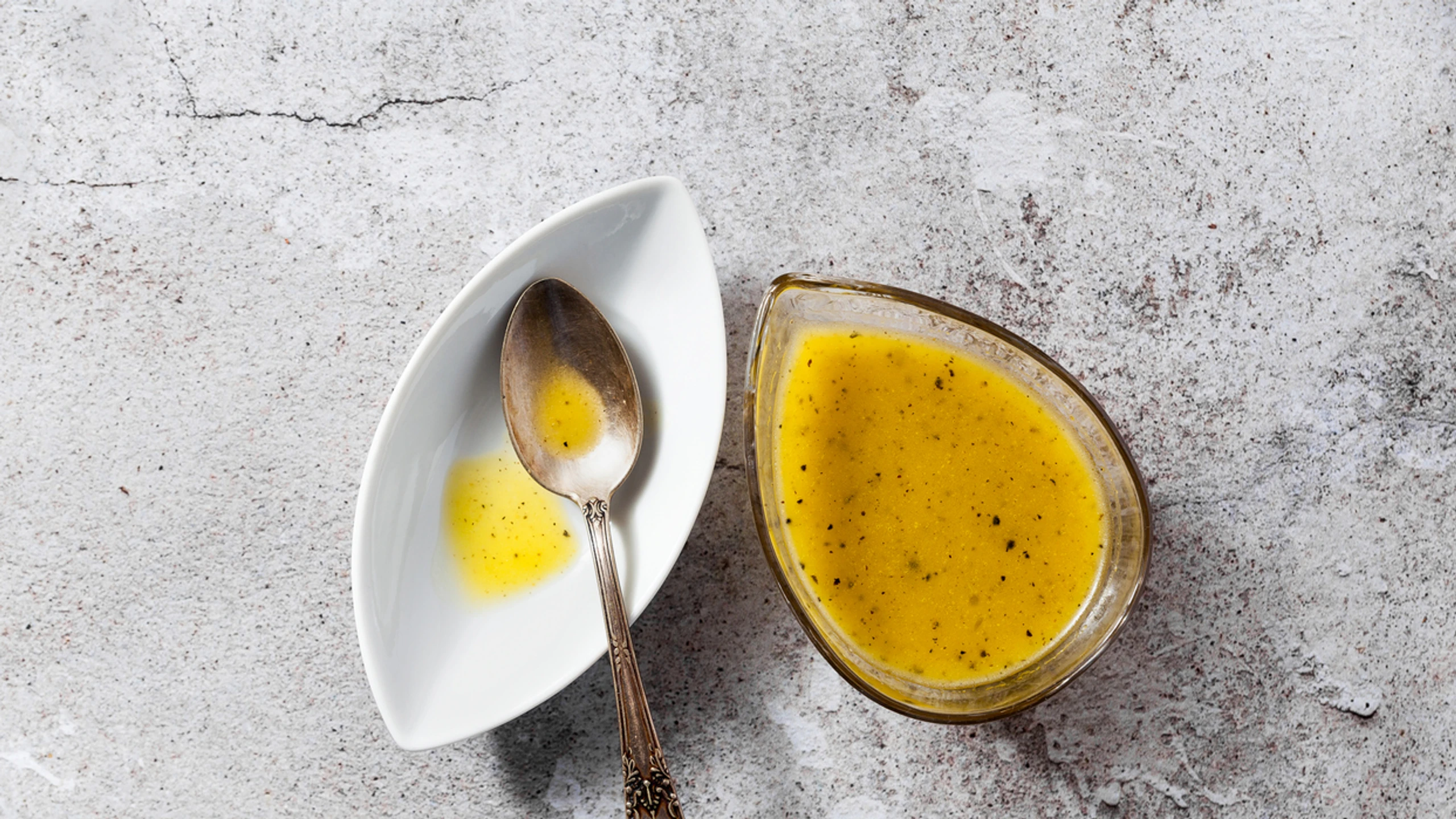 © iStock Salatdressing