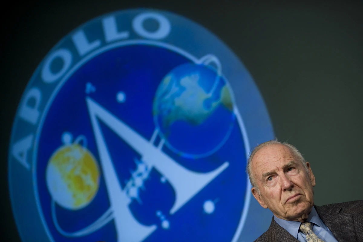 Lovell war Kopf der Crew des Fluges von Apollo 13