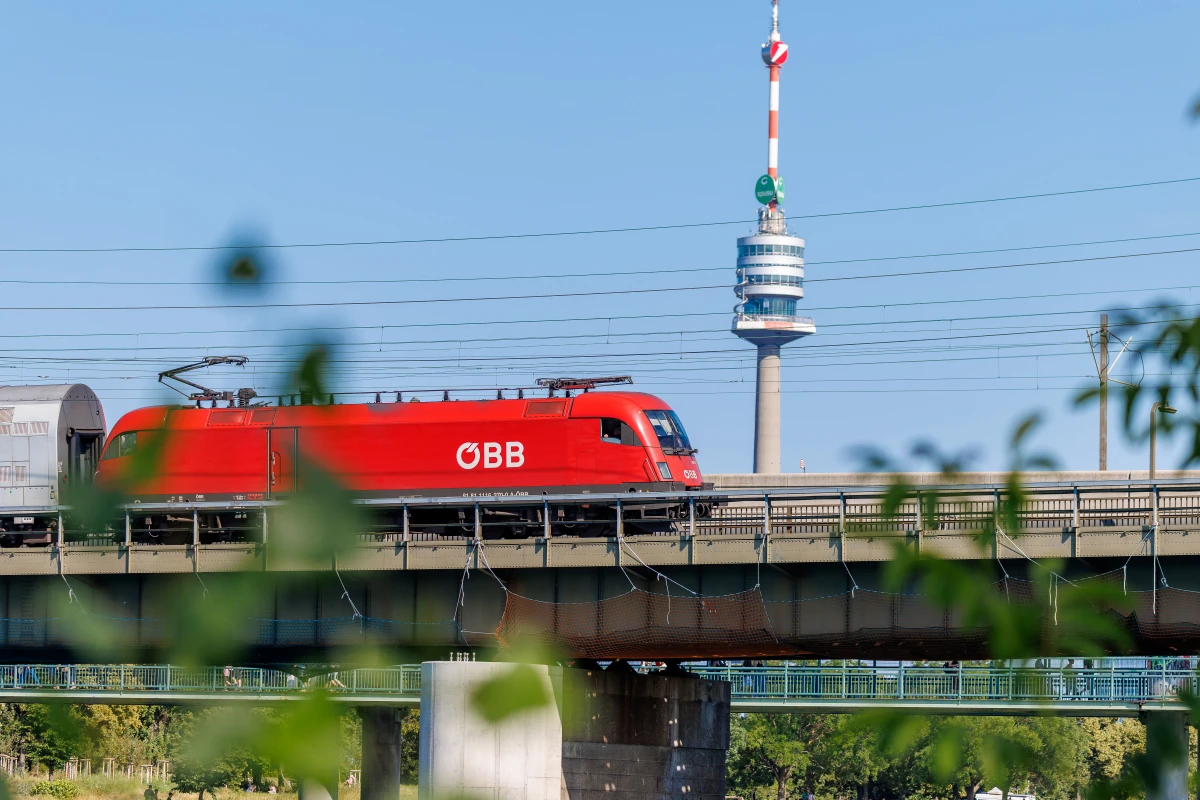 Zuschlag für Strecken im Raum Stuttgart-Bodensee erhalten