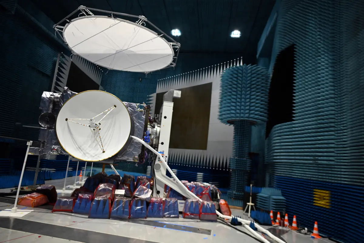 Ein solcher Sensor ist mit der Raumsonde "Juice" (im Bild) auf dem Weg zum Jupiter