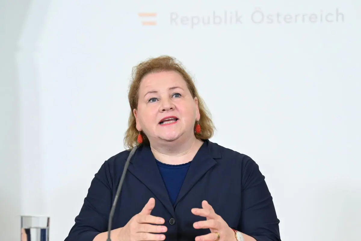 Sozialministerin Schumann: Mehr Forschung notwendig