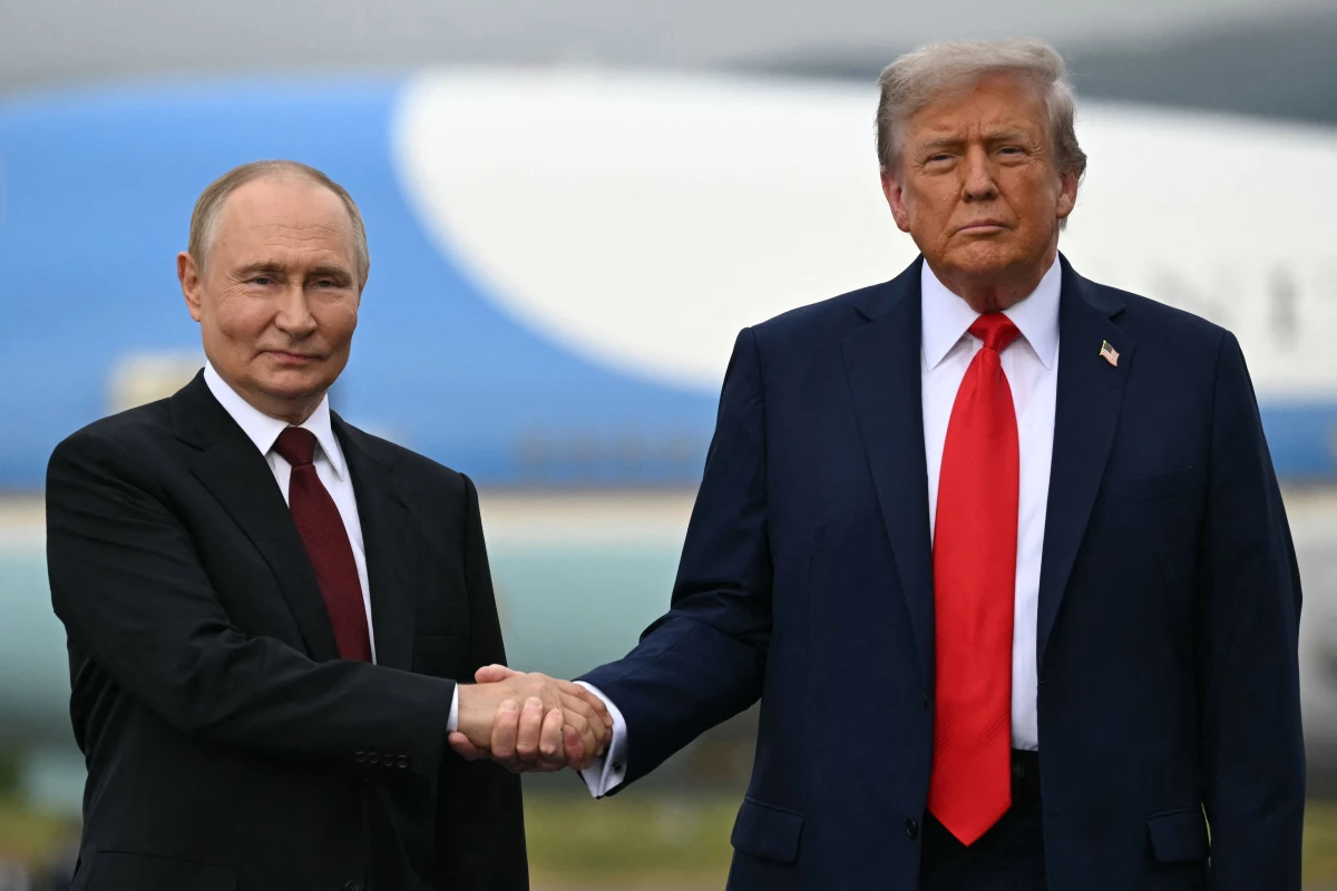 Russlands Präsident Putin und US-Kollege Trump in Alaska
