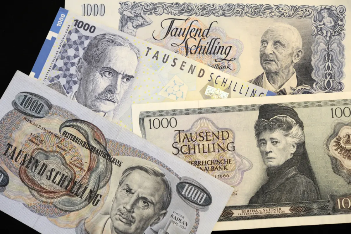 Alte österreichische 1.000-Schilling-Scheine, am Ende vulgo "Blaue"