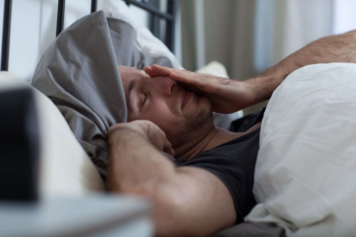 Ein Jetlag kann Tage lang dauern und auch auf den Magen schlagen