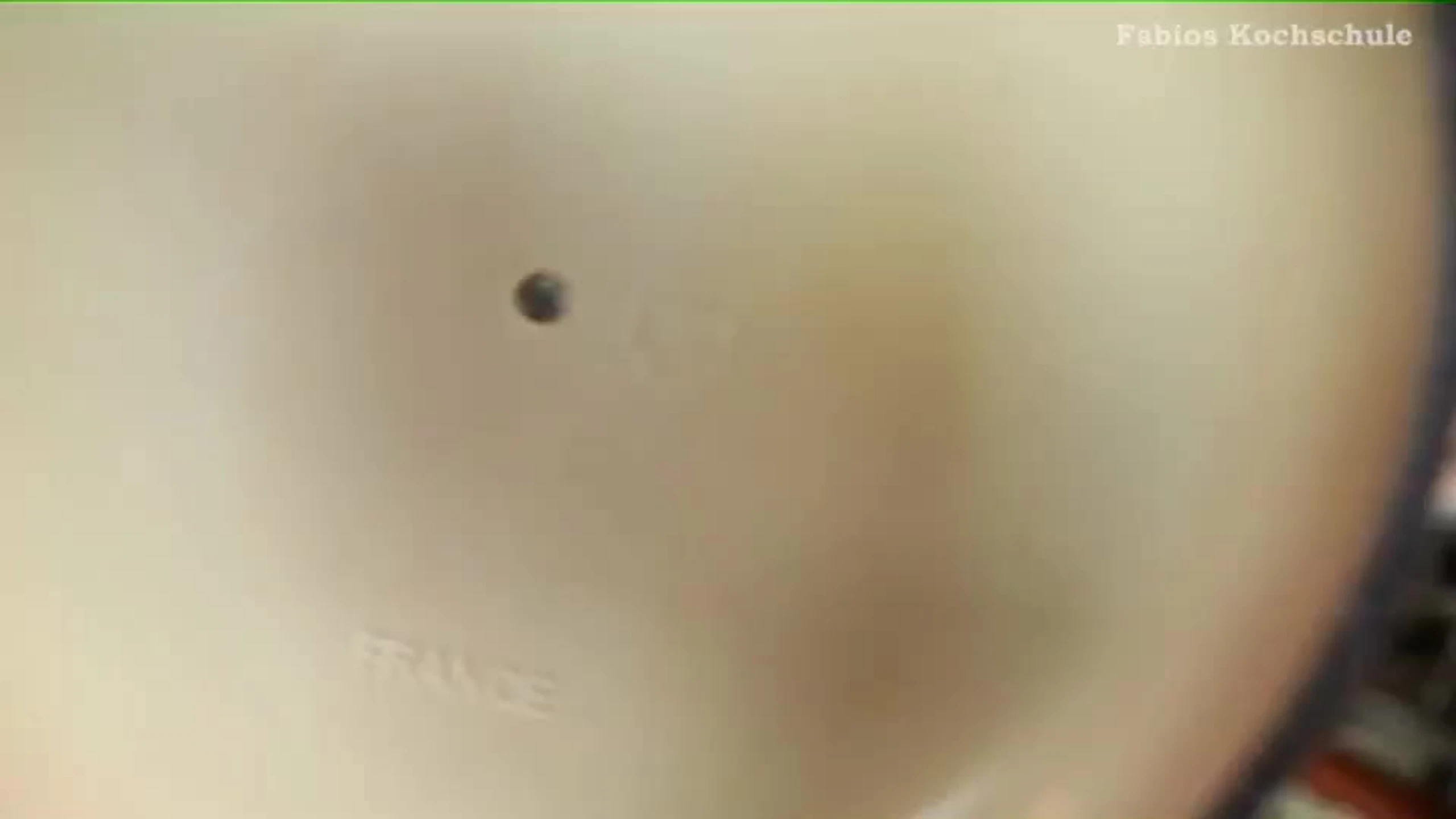 So gelingt ein Pastateig zum Selbermachen.