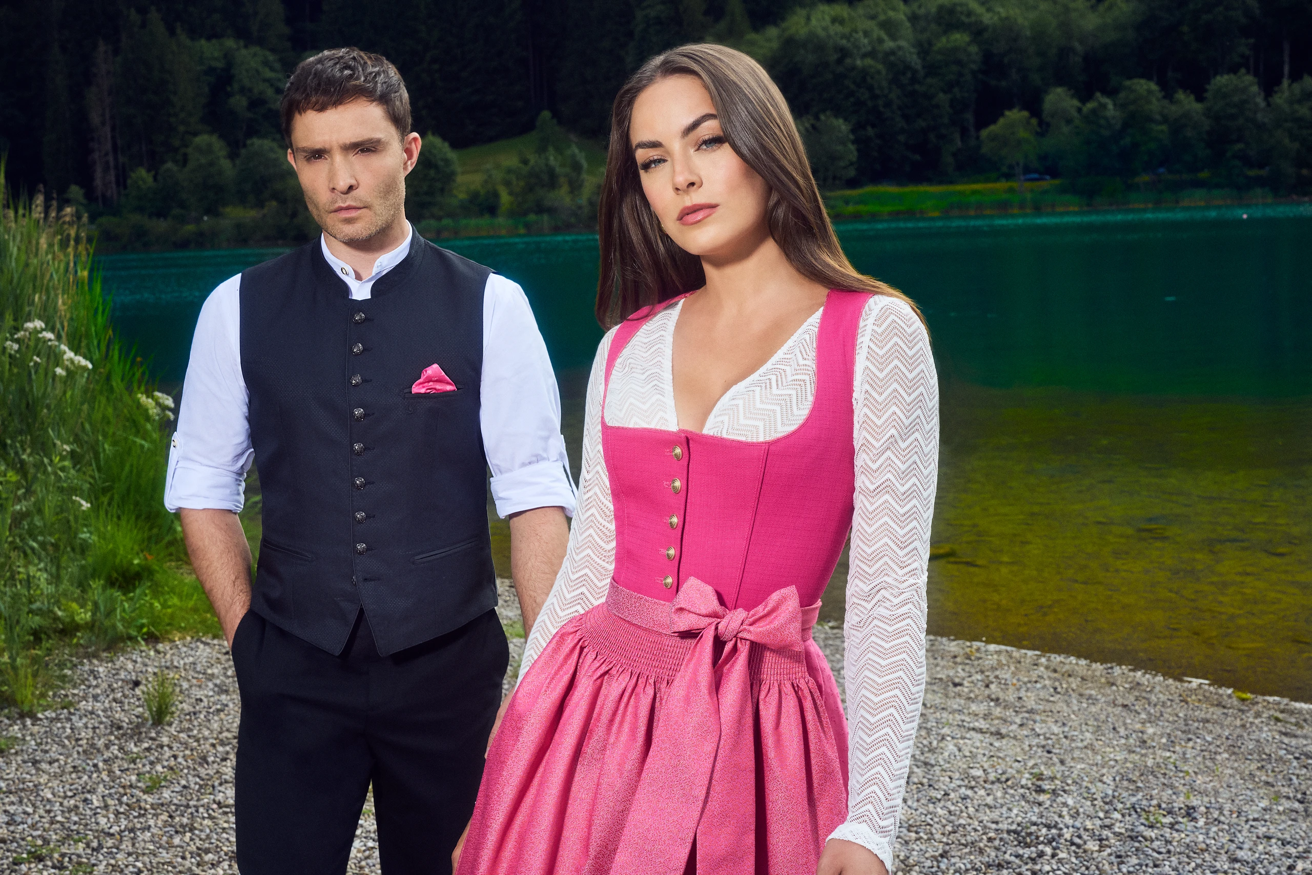 Mann und Frau in Tracht