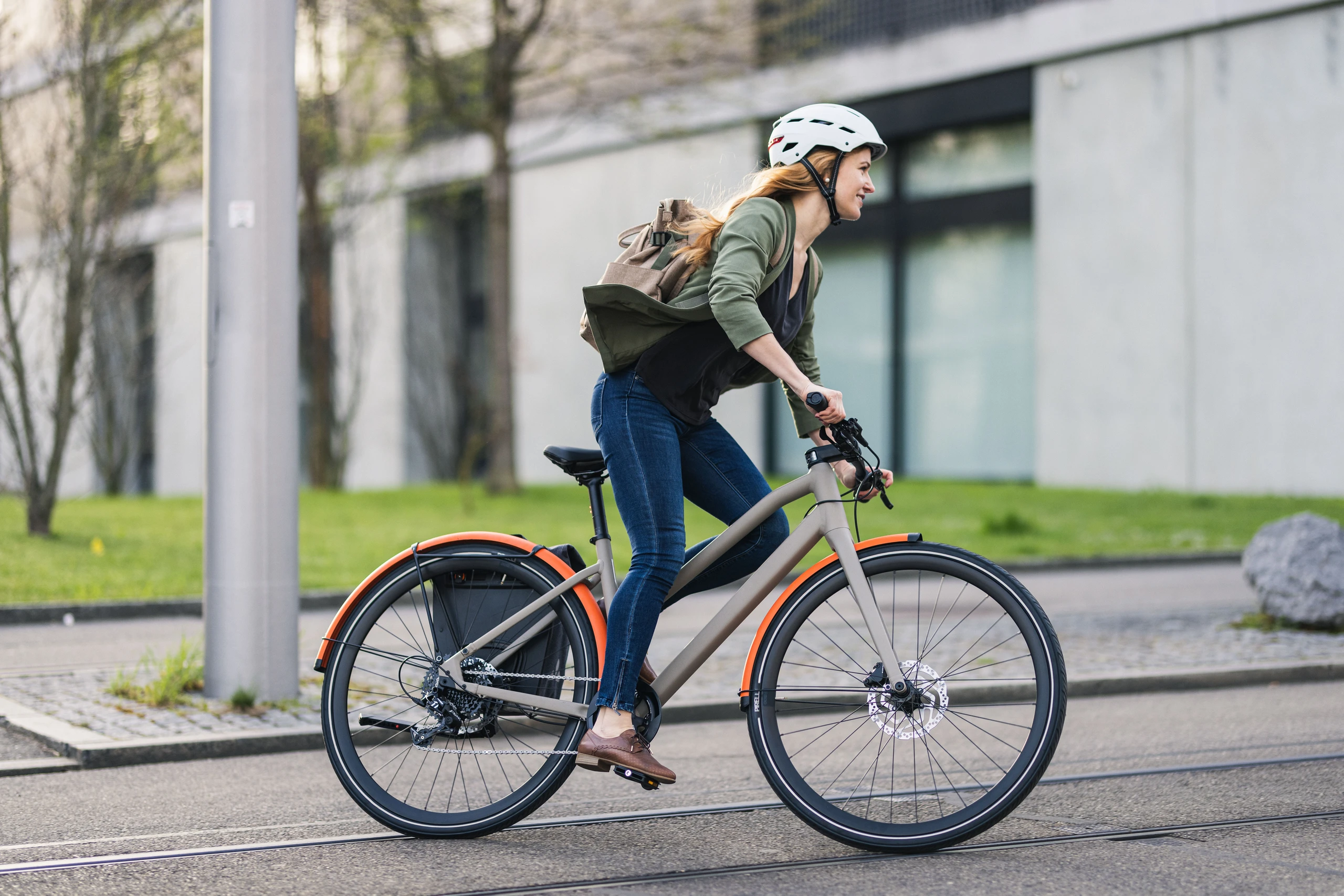 © Jeremie Reuiller Blurred image background