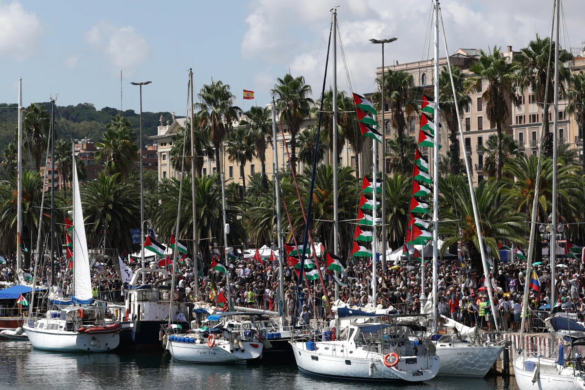 Boote unter palästinensischer Flagge verließen Barcelona