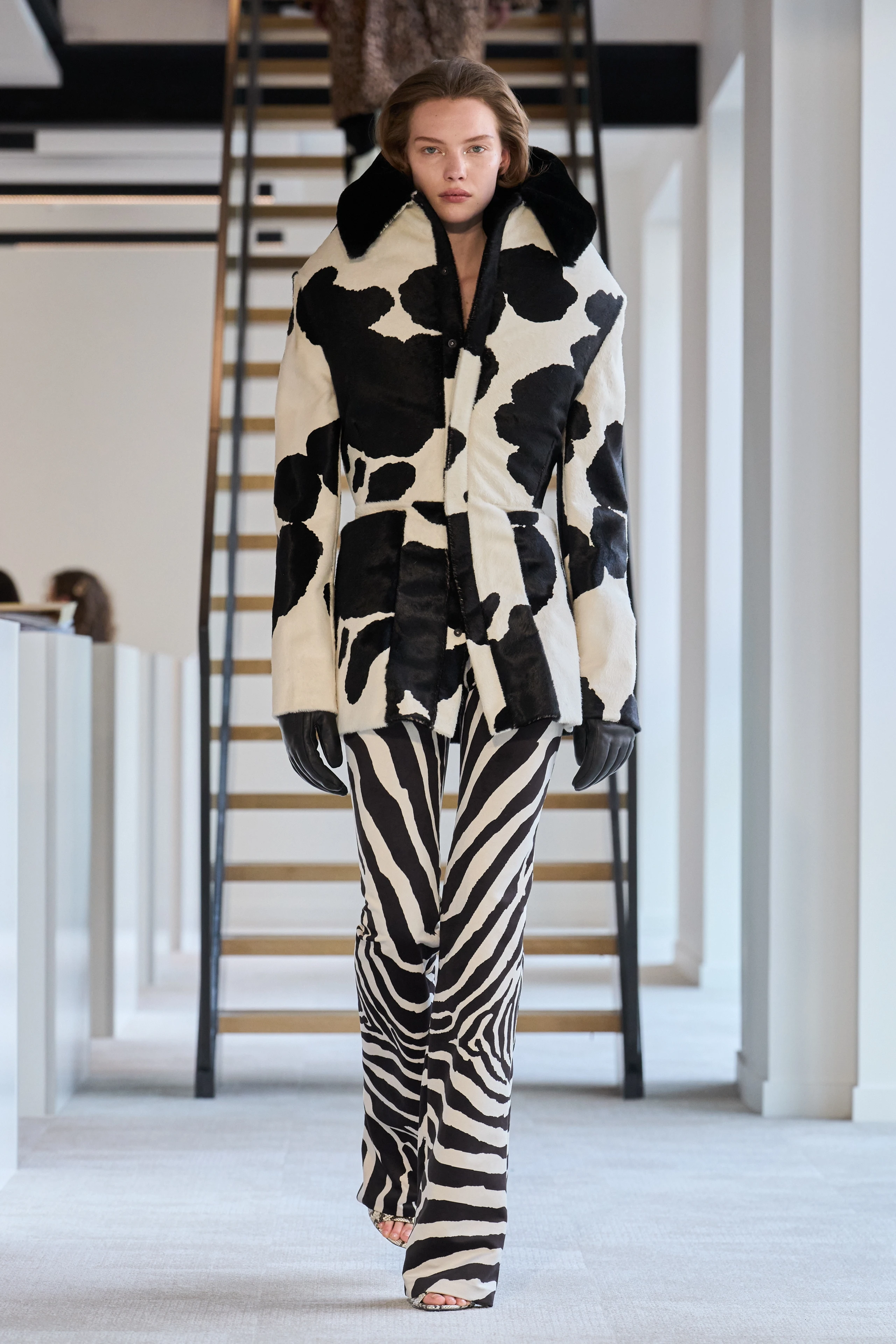 © Launchmetrics Blurred image background