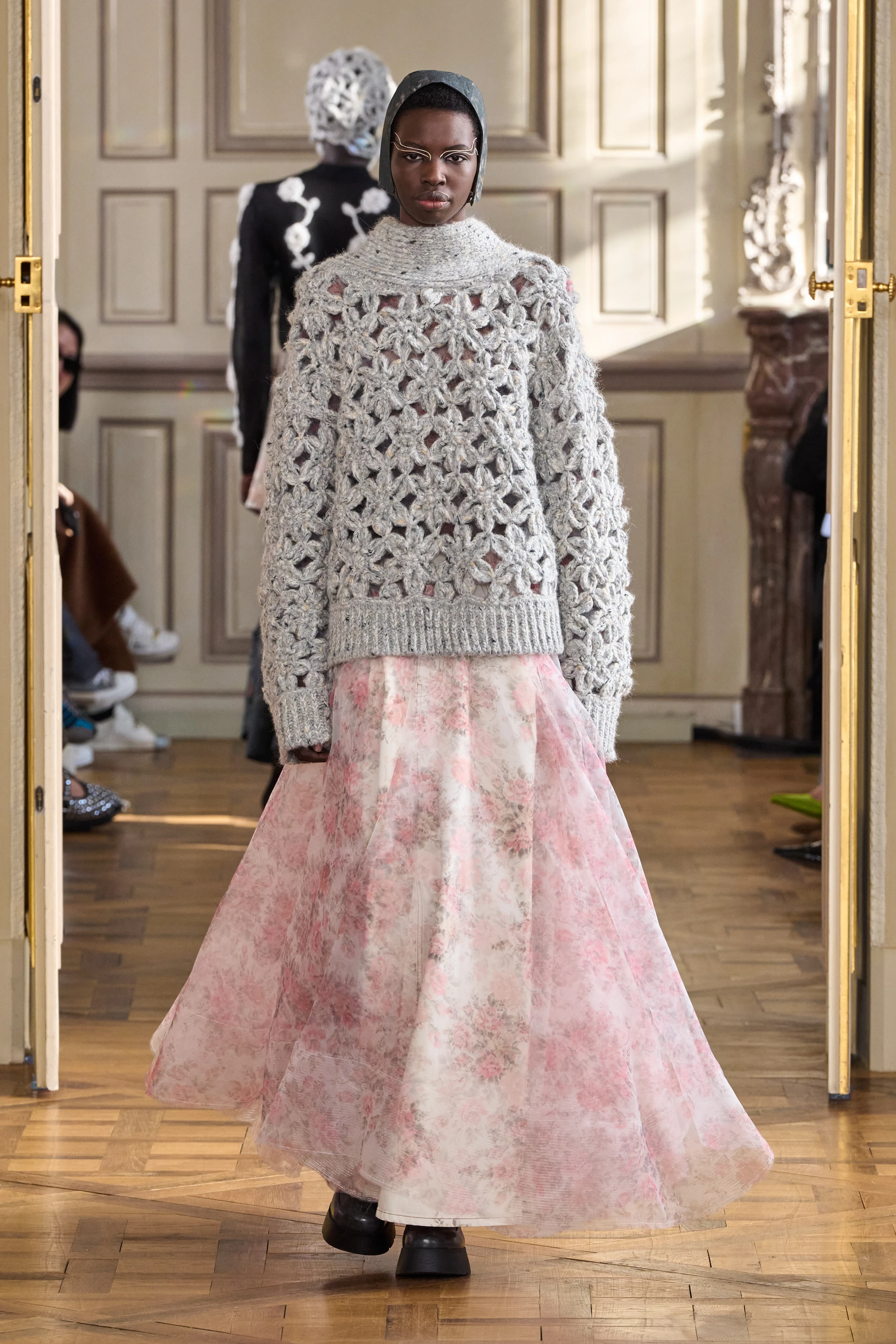 © Launchmetrics Blurred image background