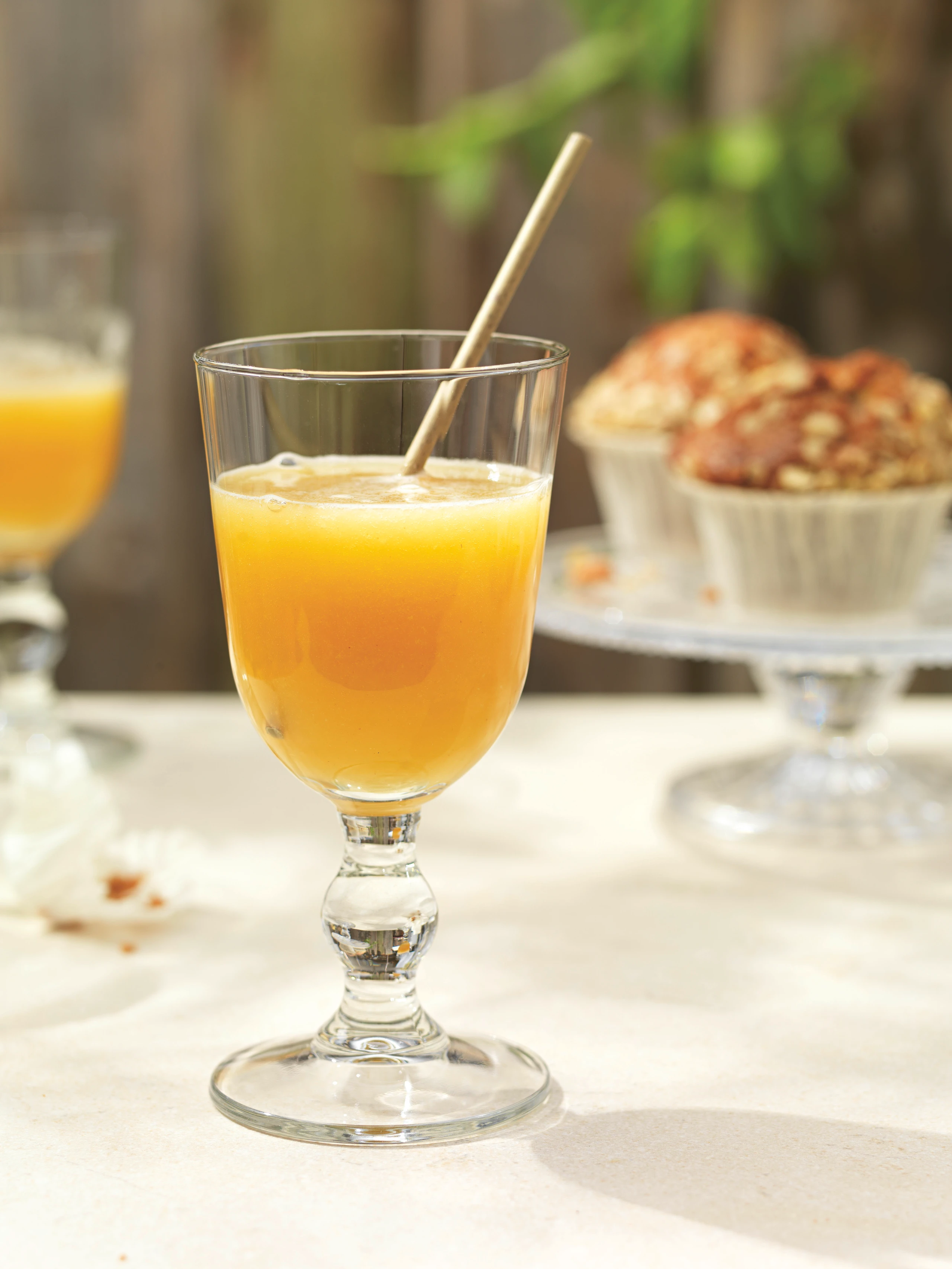 © Eisenhut & Mayer/Brandstätter Verlag Blurred image background