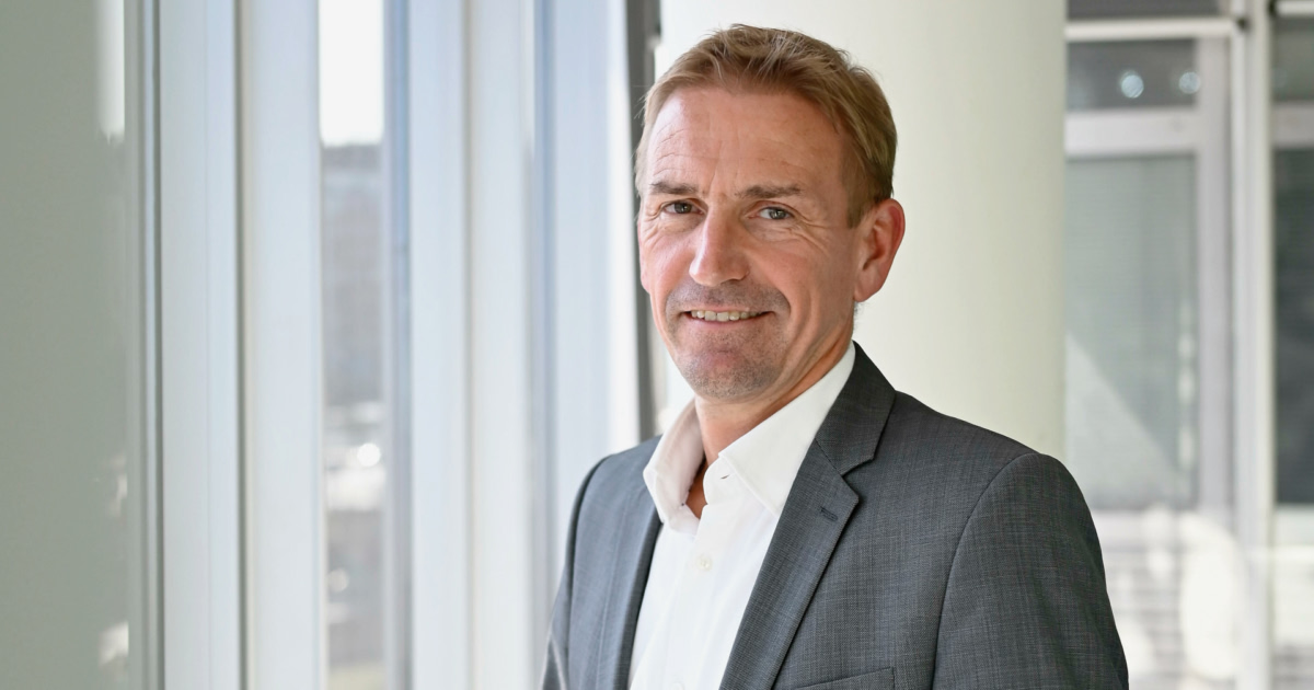 Thomas Lichtblau: “Responsibility doesn’t mean hiding”