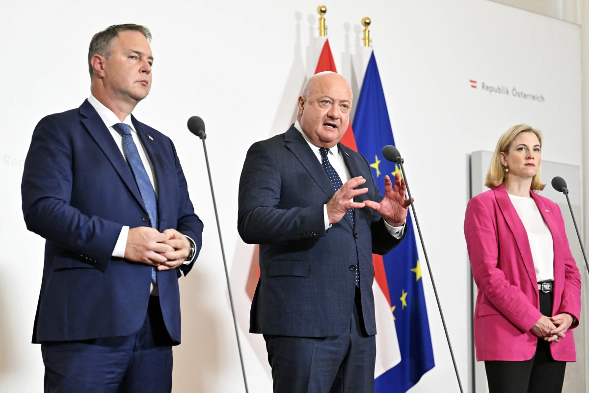 Beratungen von ÖVP, SPÖ und NEOS im Bundeskanzleramt