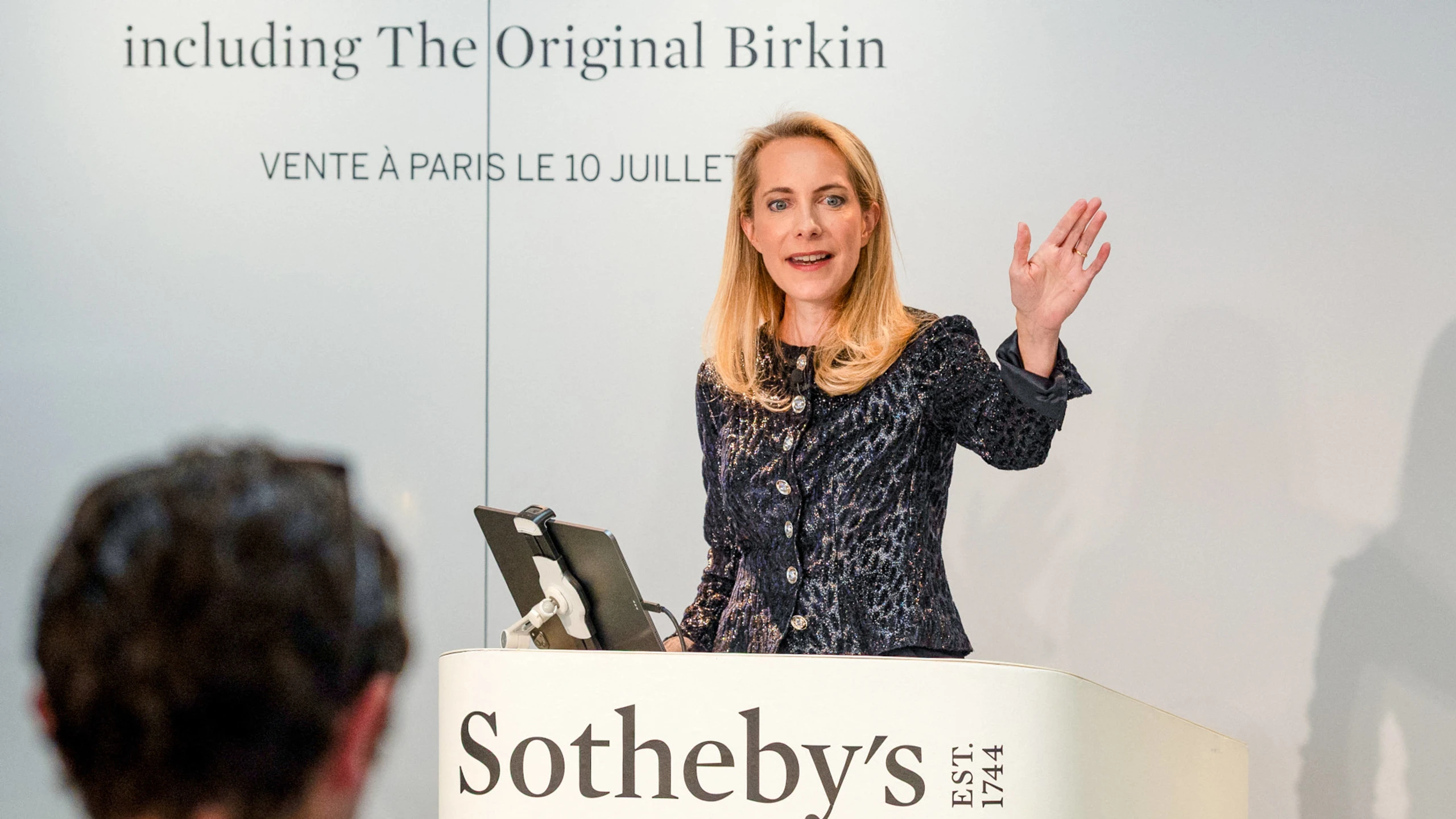 Von der „Birkin“-Bag bis zu Warhols „Electric Chairs“: Der Kunstmarkt zwischen Glanz und Scheitern