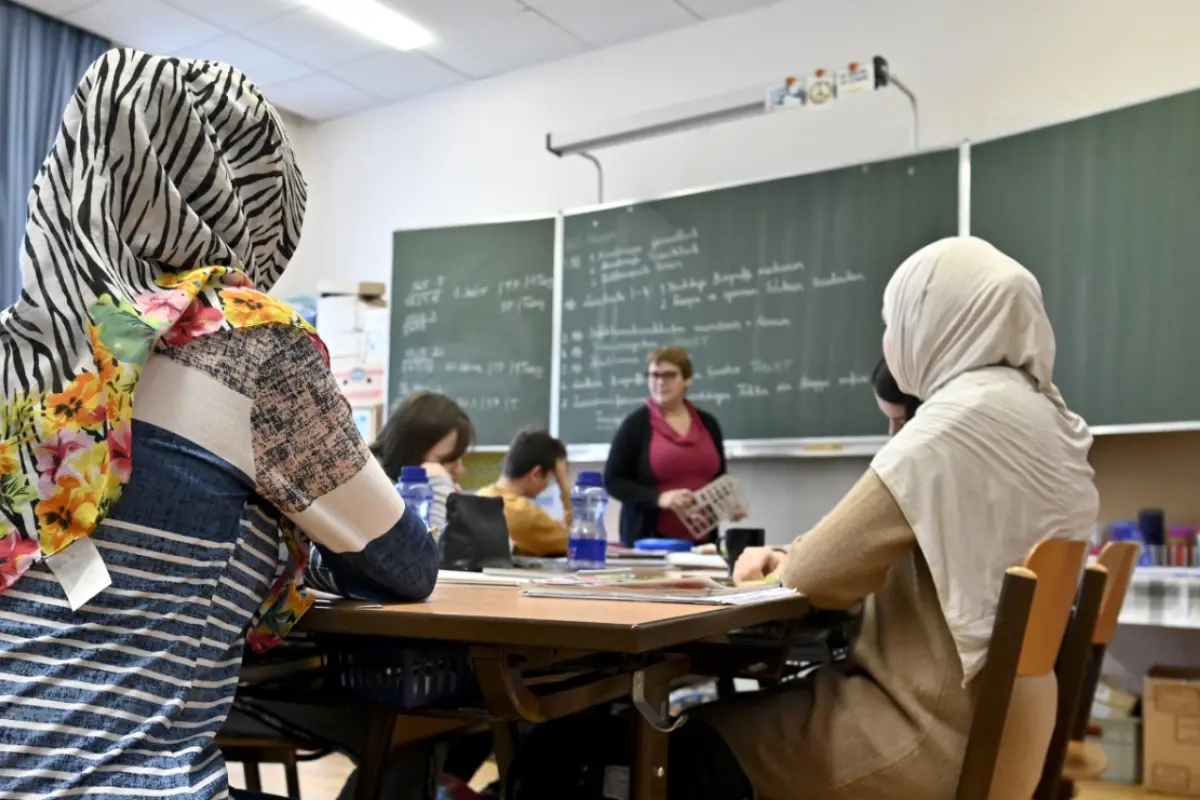 Schülerinnen unter 14 dürfen bald kein Koptuch mehr tragen