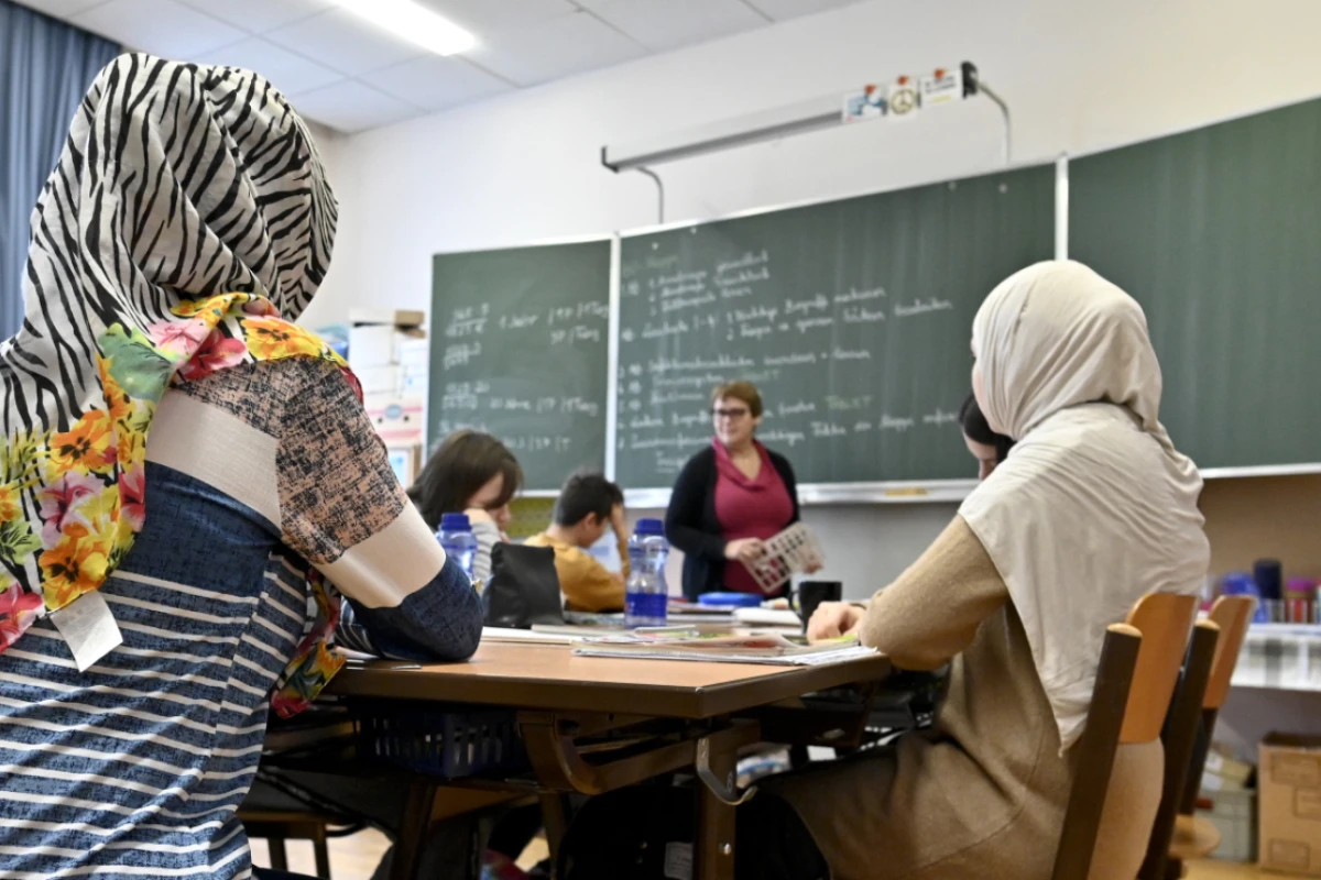 Schülerinnen unter 14 dürfen bald kein Koptuch mehr tragen