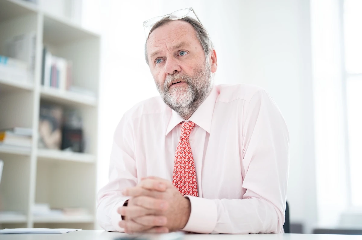 © APA/Georg Hochmuth Blurred image background