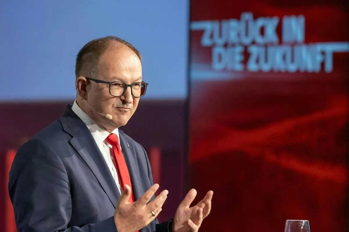 © APA/APA/FOTOKERSCHI.AT/HANNES DRAXLER/FOTOKERSCHI.AT/HANNES DRAXLER Martin Winkler will zurück in die Zukunft