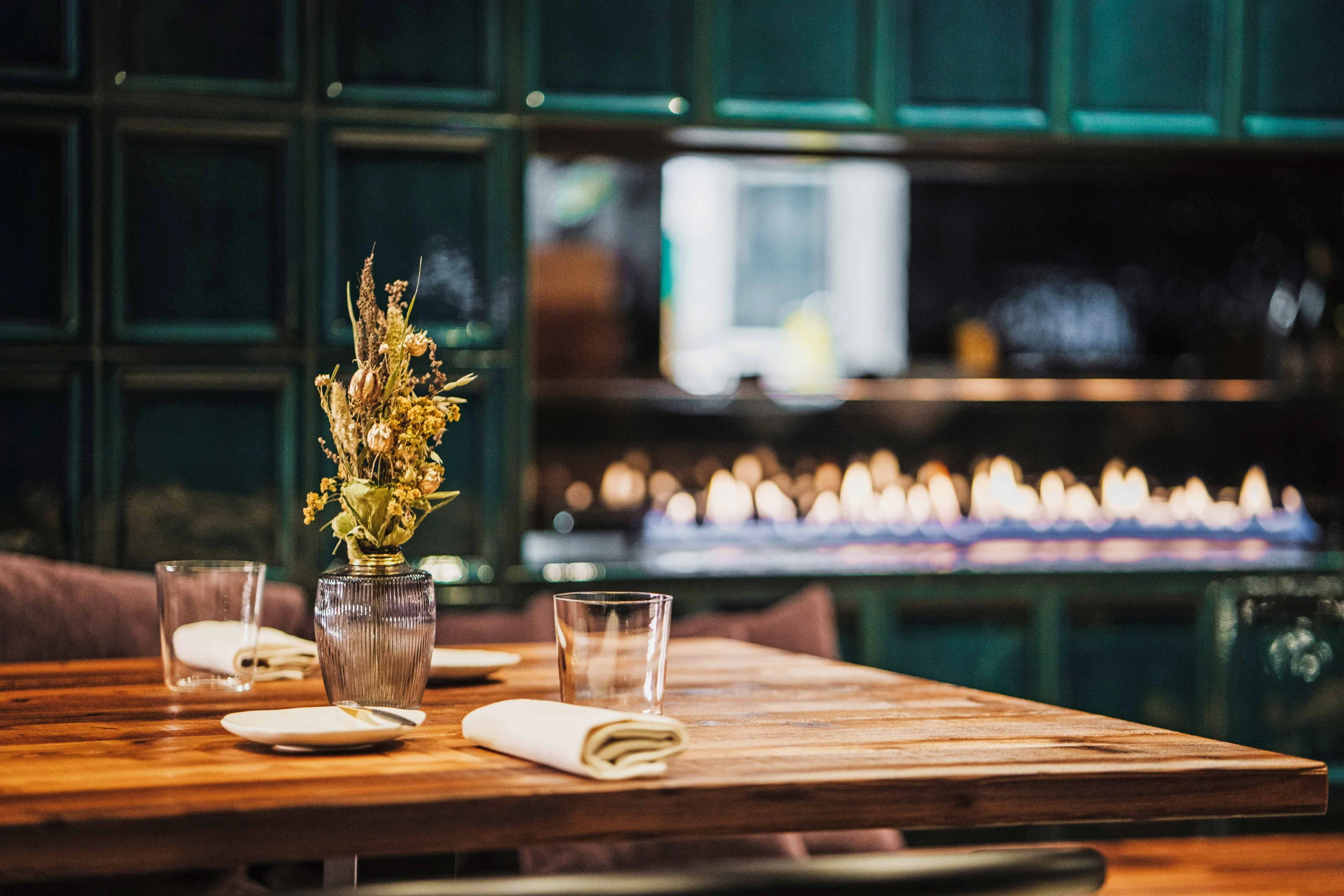 © Martin Lugger Panzenberger Blurred image background