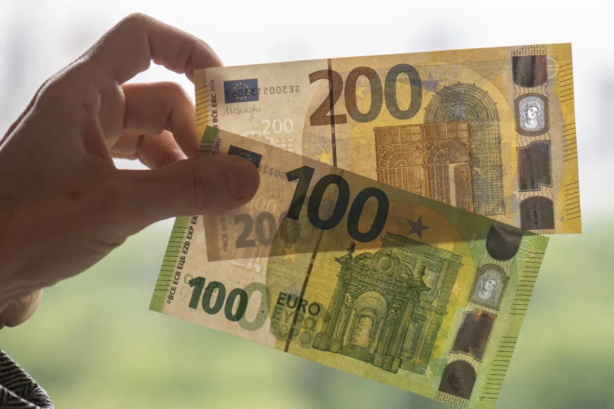 © APA/APA/dpa/Boris Roessler Wechselkurse müssen bei hoher Inflation im Auge behalten werden