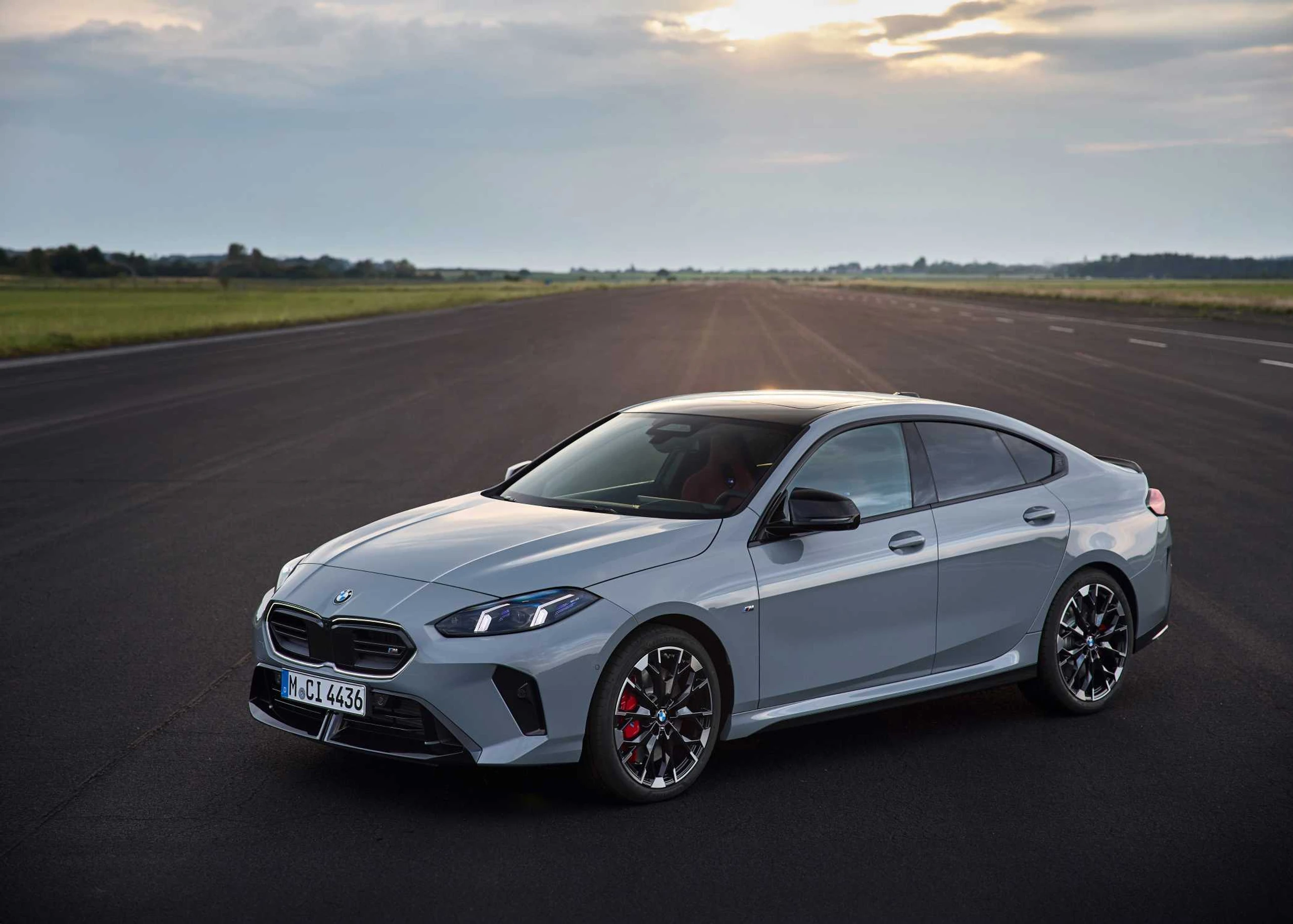 © BMW Blurred image background