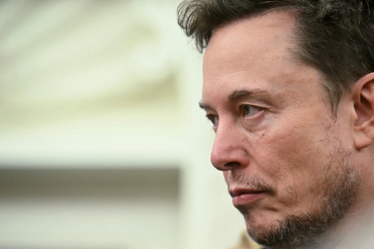 Musk gehört Fünftel des Autobauers, Beteiligung 250 Mrd. Dollar wert