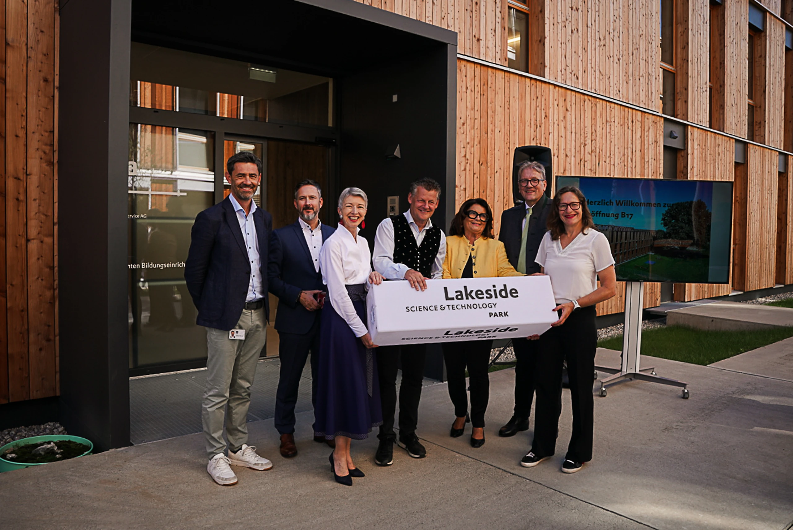 Lakeside Park Klagenfurt eröffnet neues Gebäude B17 für Innovation und Forschung