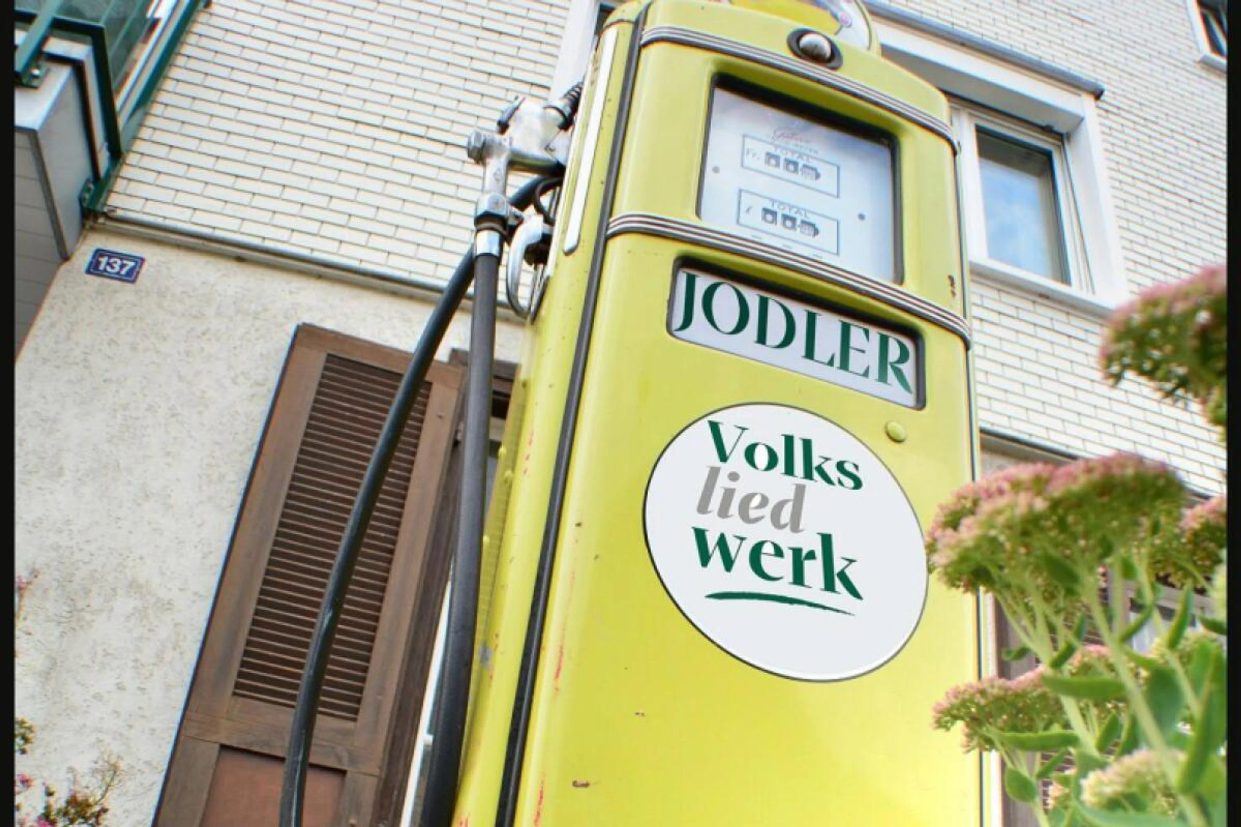 In Graz tankt man Jodler anstatt Super