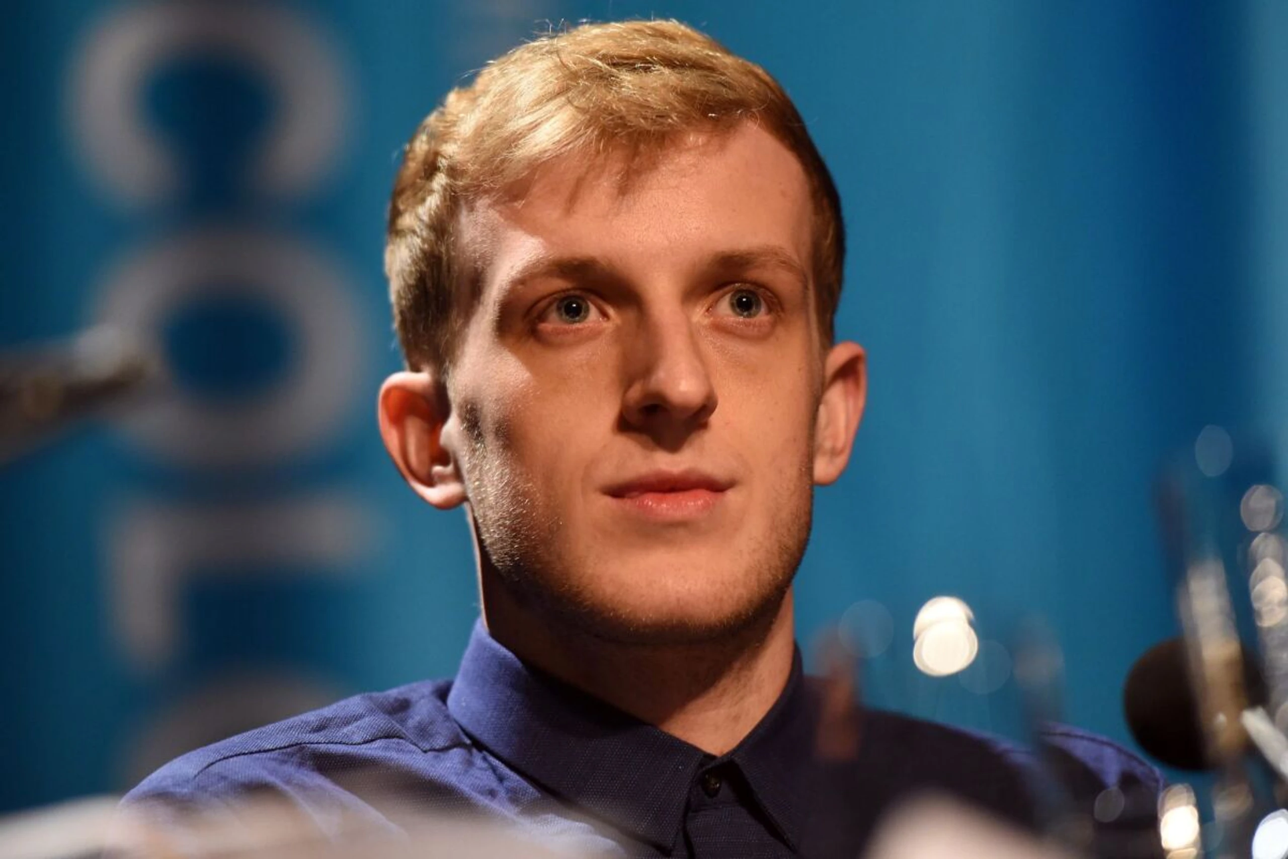 ++ ARCHIVBILD ++ Édouard Louis beendete autofiktionale Familiensaga