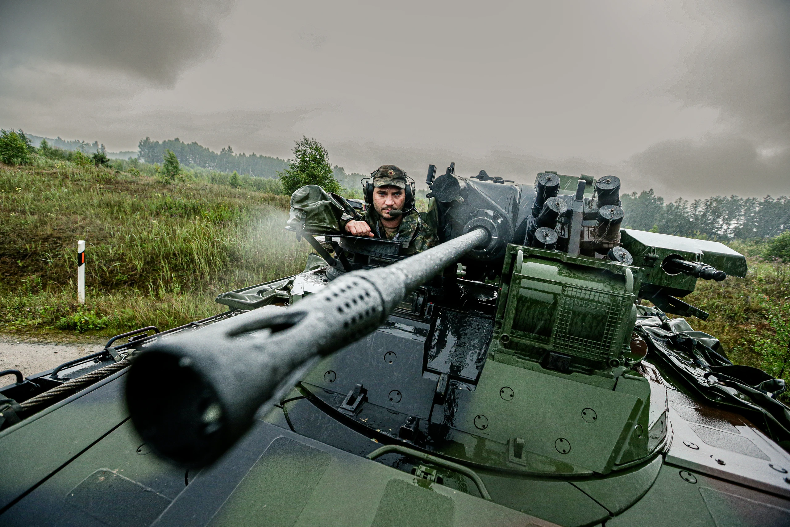 © IMAGO / Funke Foto Services Blurred image background