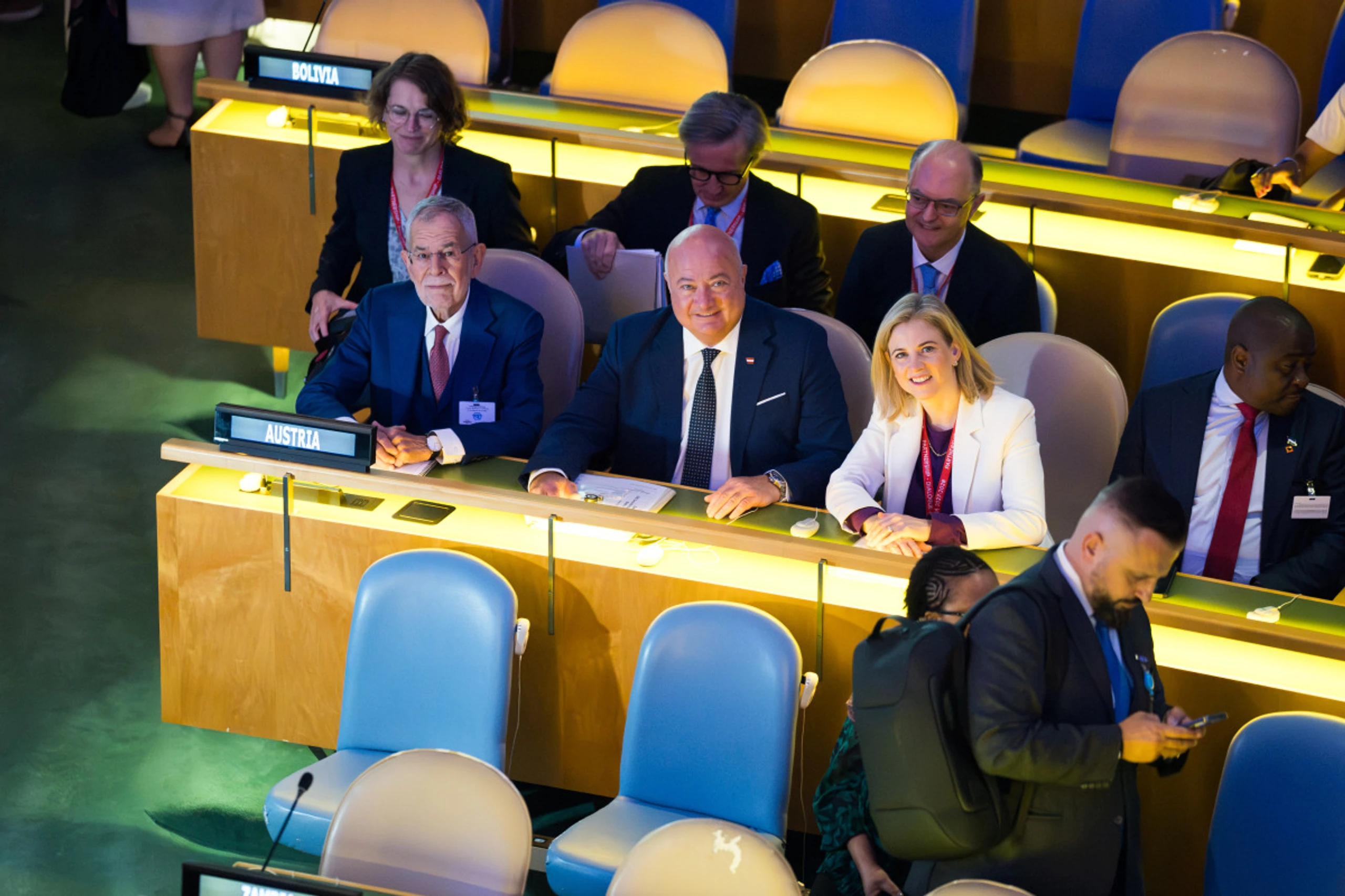 Van der Bellen, Stocker und Meinl-Reisinger bei Sitzung in New York