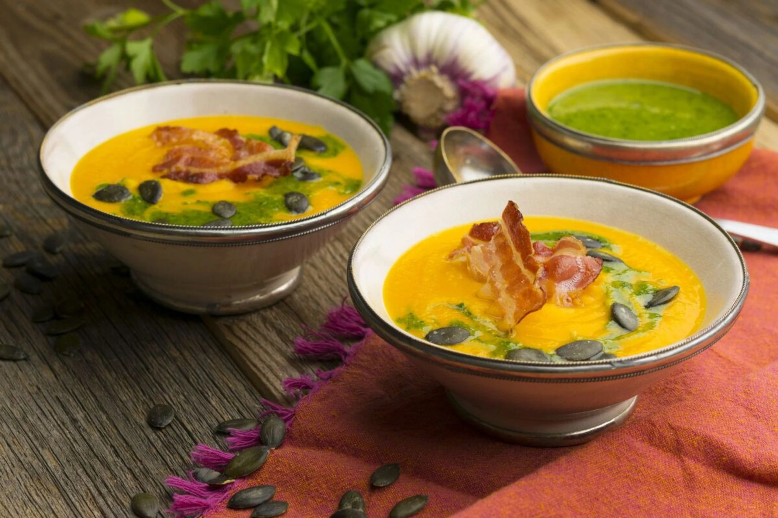 Klingt der Kürbis hohl, ist er reif und kann verzehrt werden