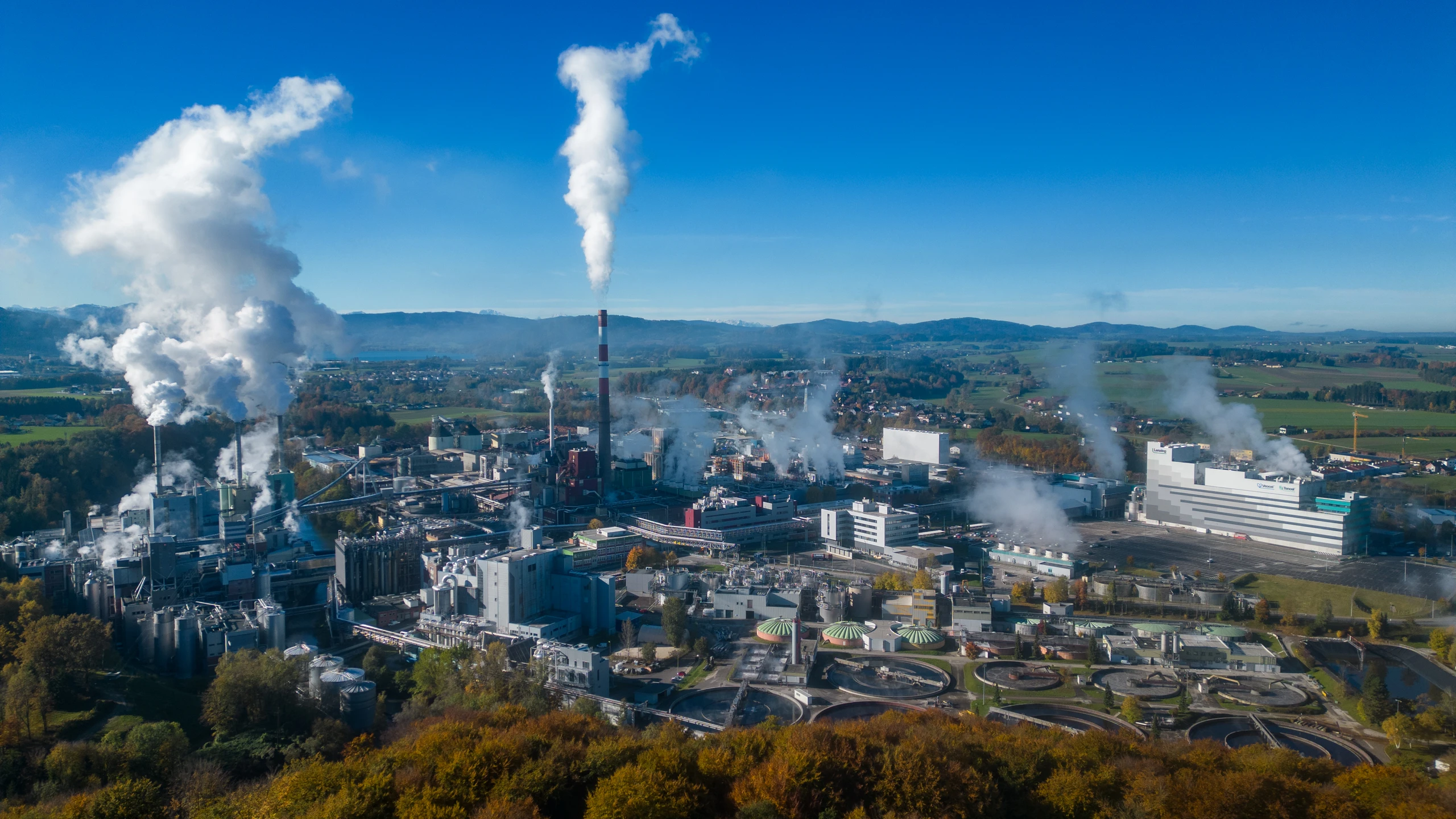 Bei Lenzing dürften bis zu 500 Jobs wackeln