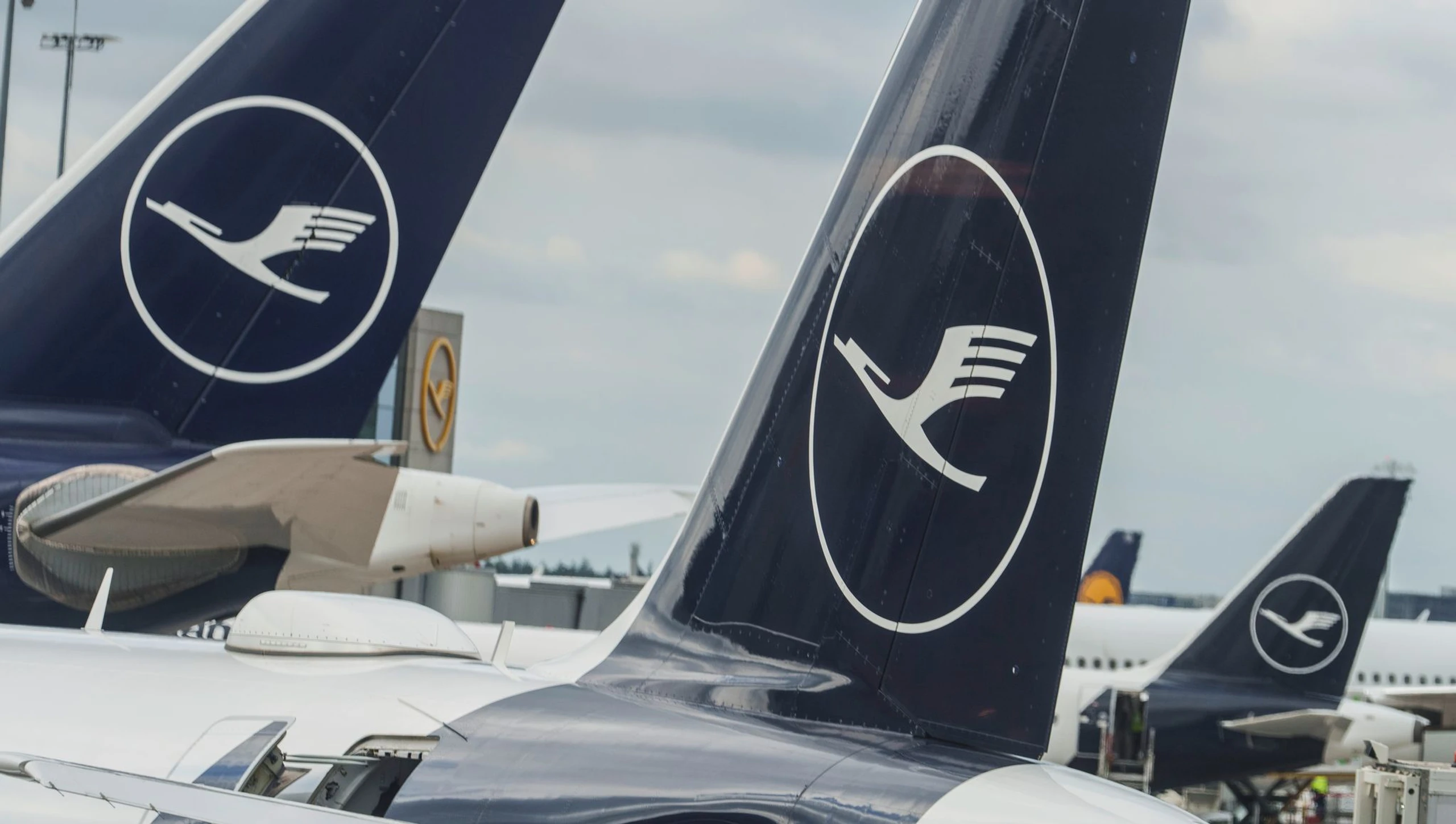 AUA-Mutter Lufthansa will 4.000 Stellen in der Verwaltung streichen