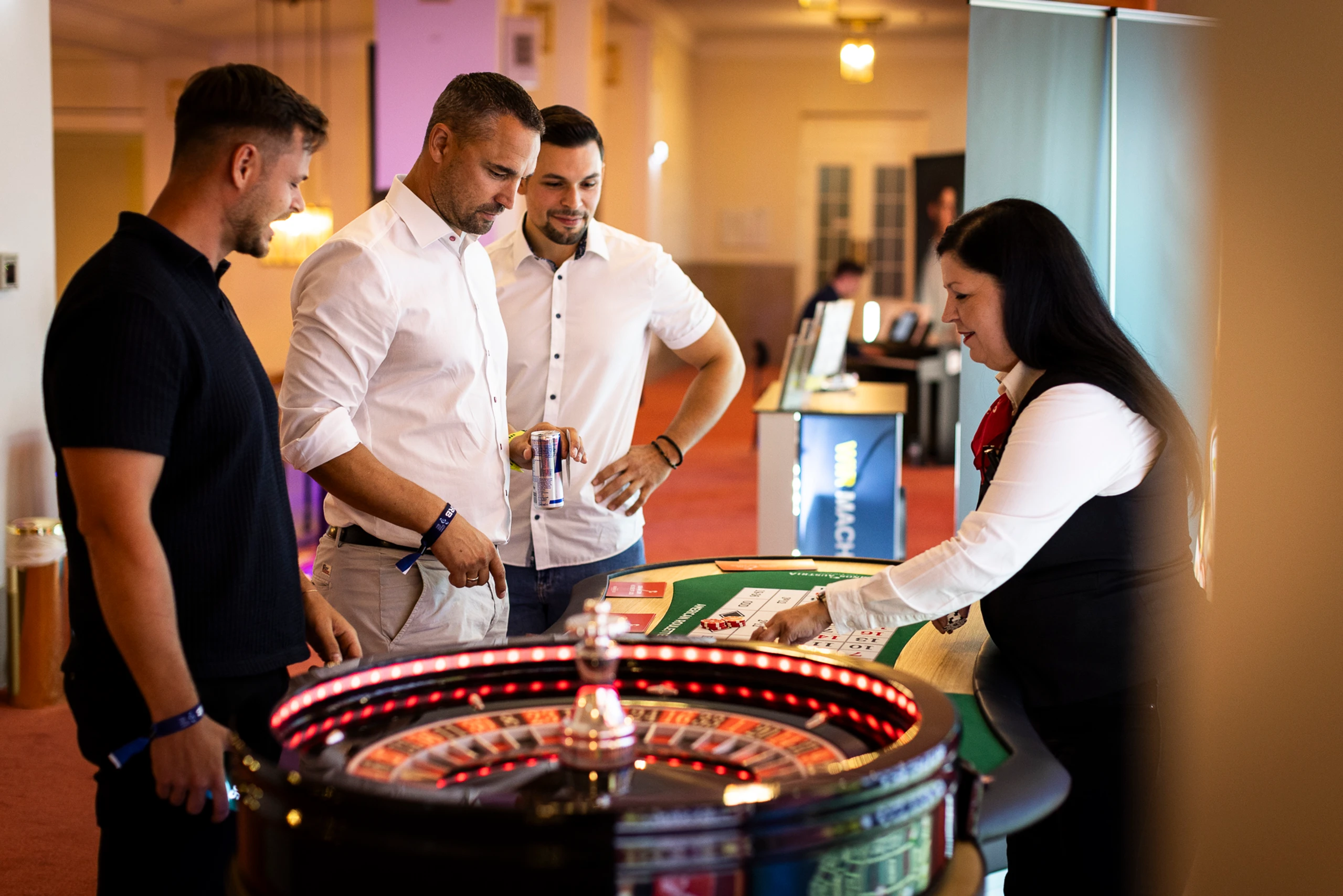 © RedBull-Matthias Heschl Blurred image background