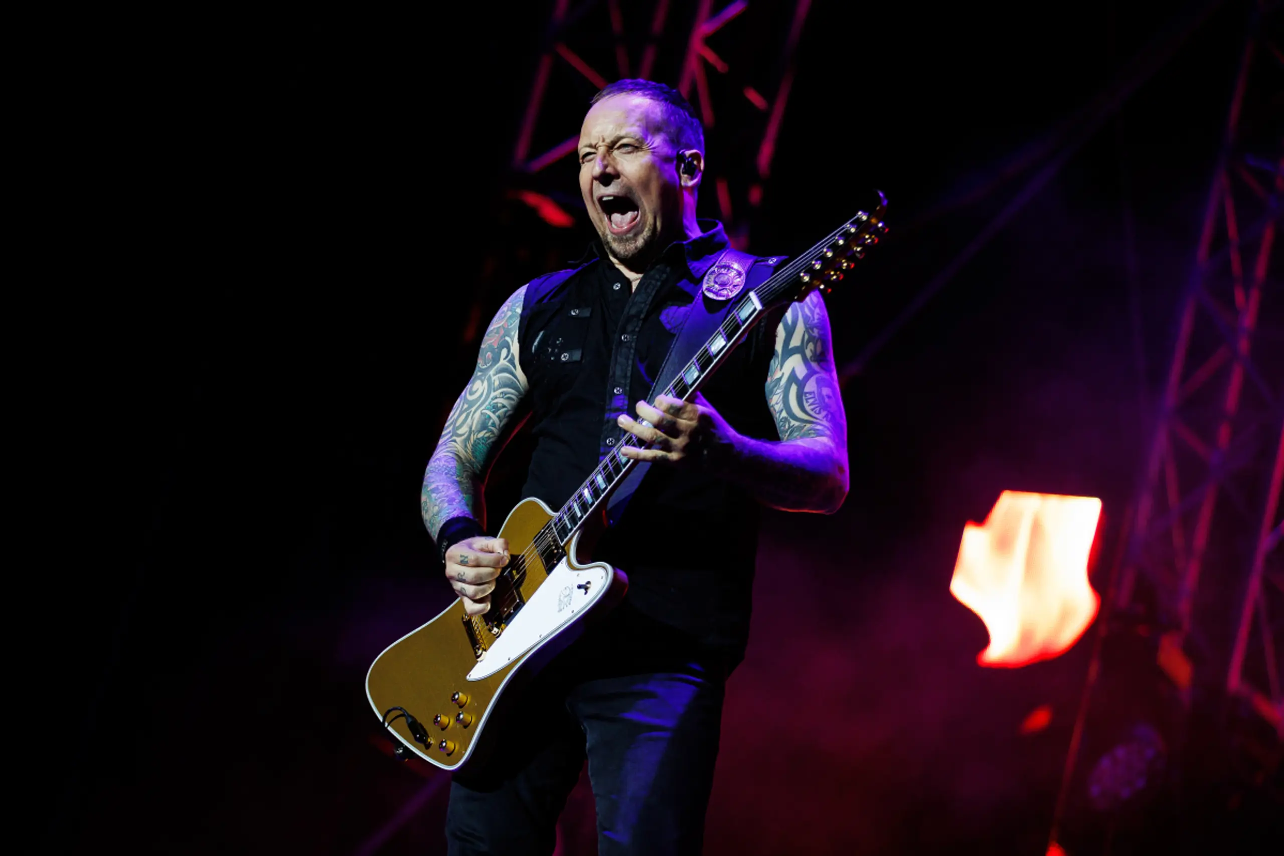Volbeat-Mastermind Poulson beim Auftritt am Nova Rock 2022