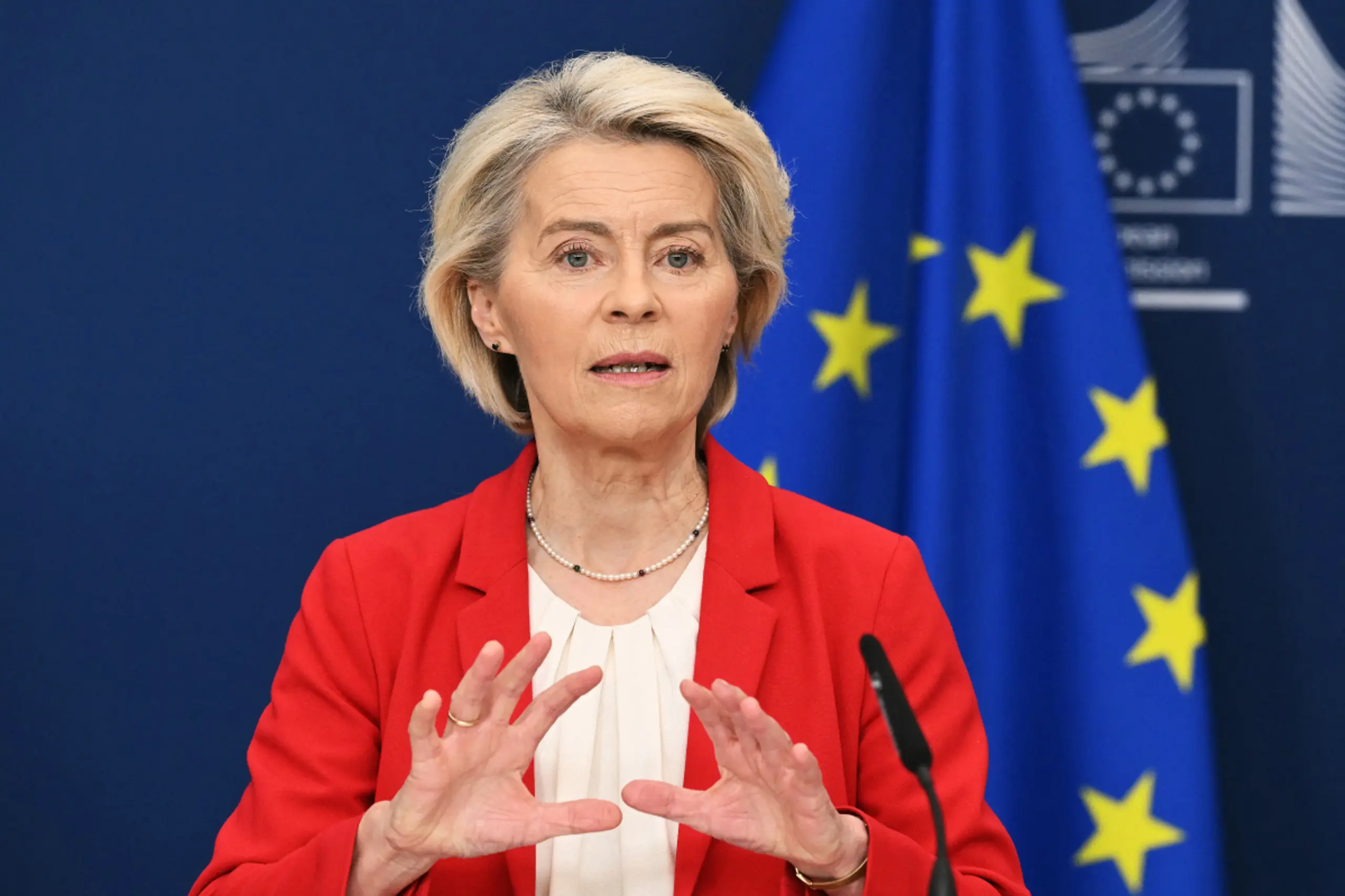 Von der Leyen will Drohnenwall gegen Russland