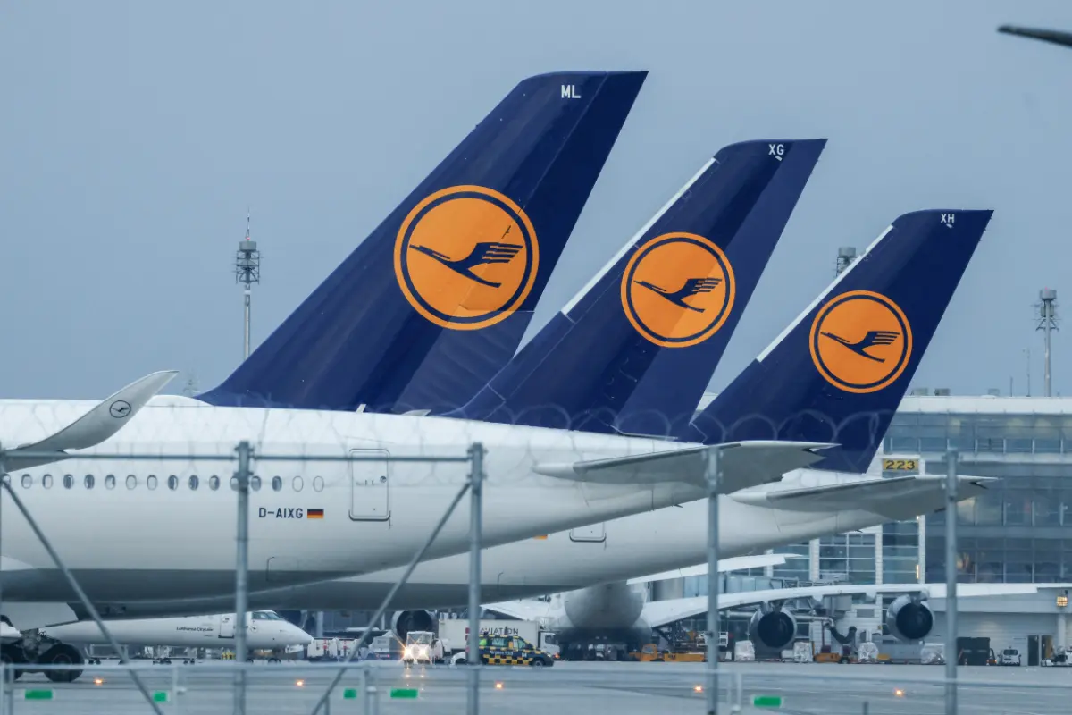 Bis 2030 sollen 4.000 Stellen bei AUA-Mutter gestrichen werden