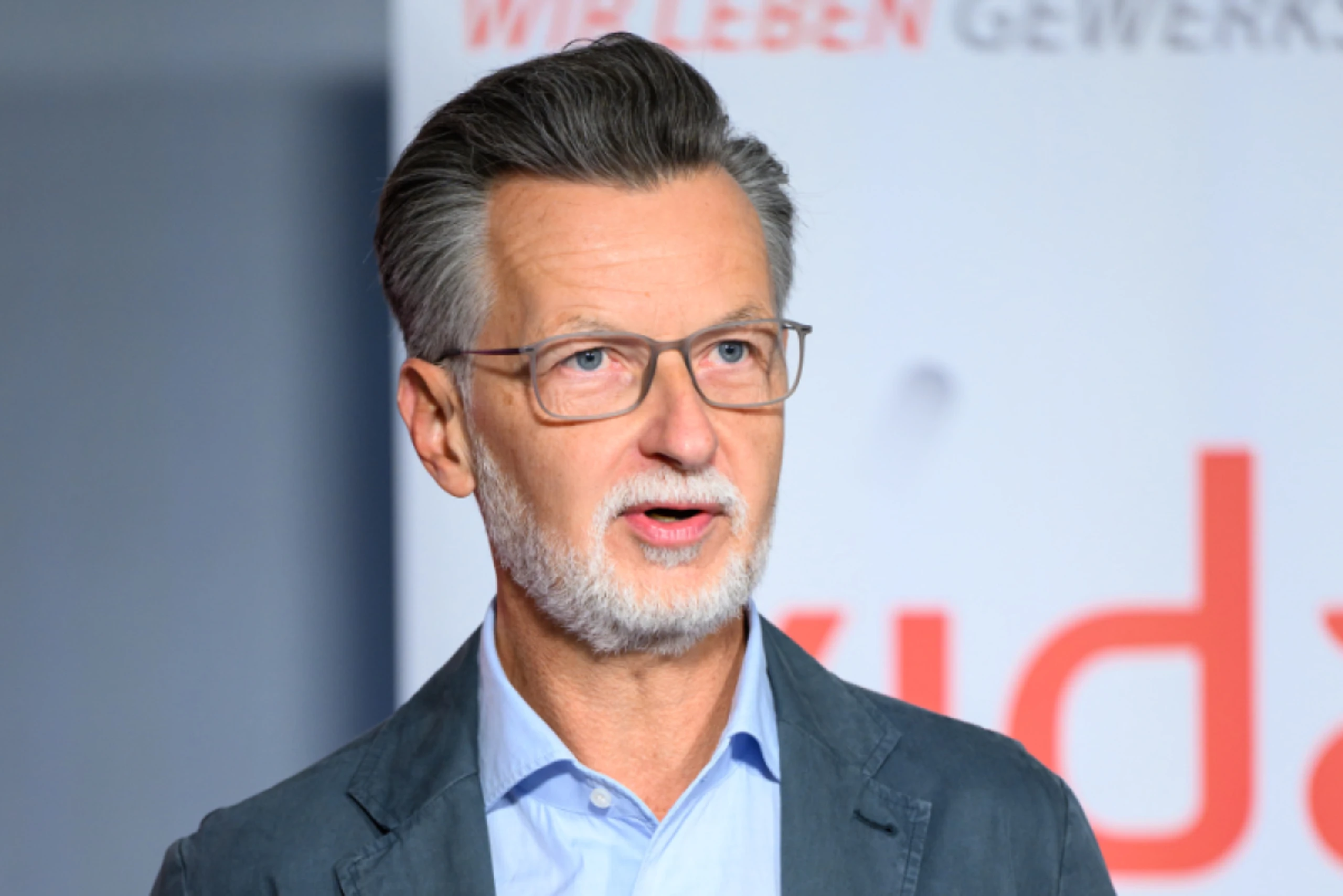 vida-Gewerkschafter Hebenstreit verlangt Klarstellung der Arbeitgeber