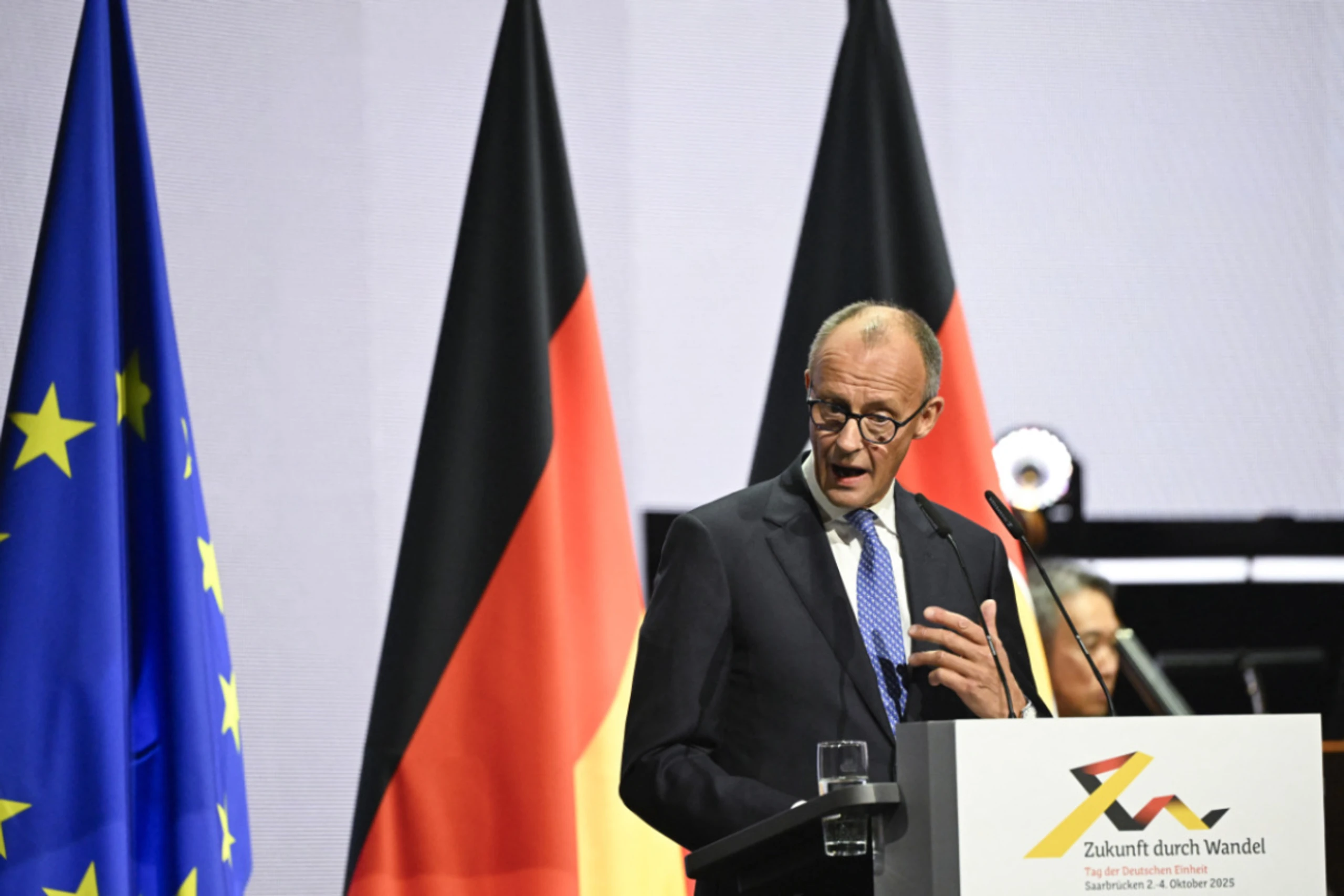 Merz sprach bei der Einheitsfeier in Saarbrücken