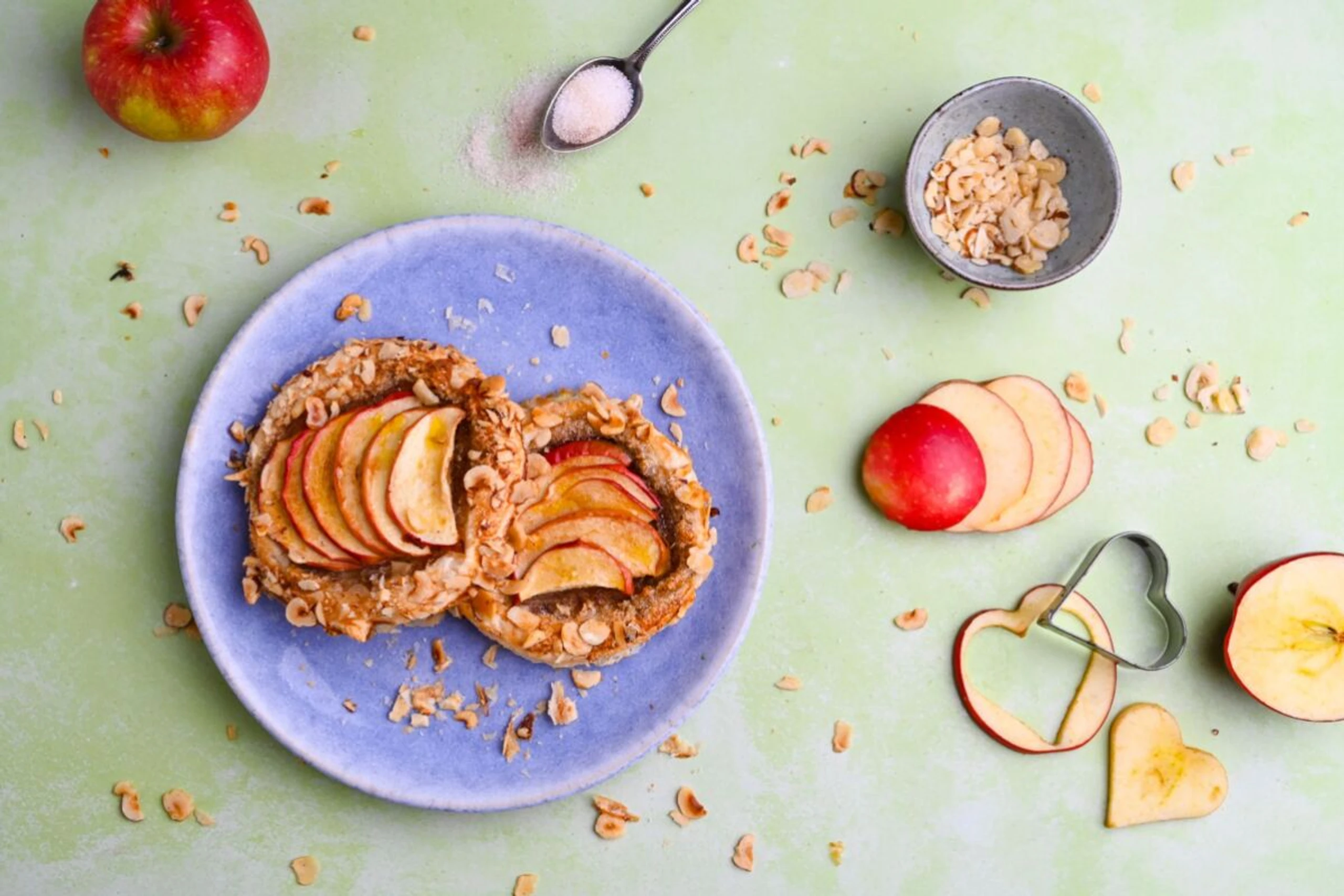 Schnell gemacht sind die Apfeltaler mit Blätterteig aus dem Kühlregal